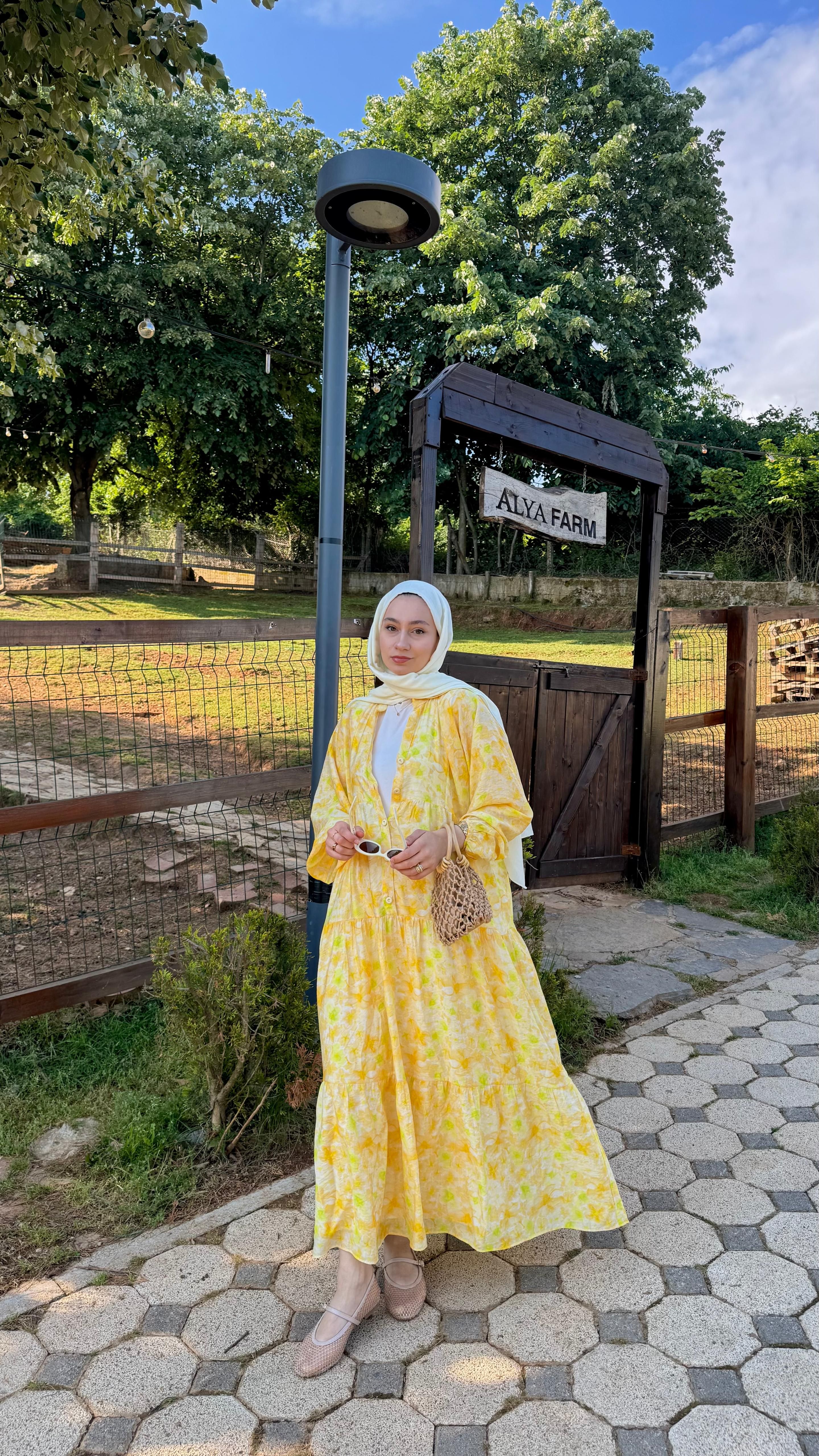 Alya Elbise