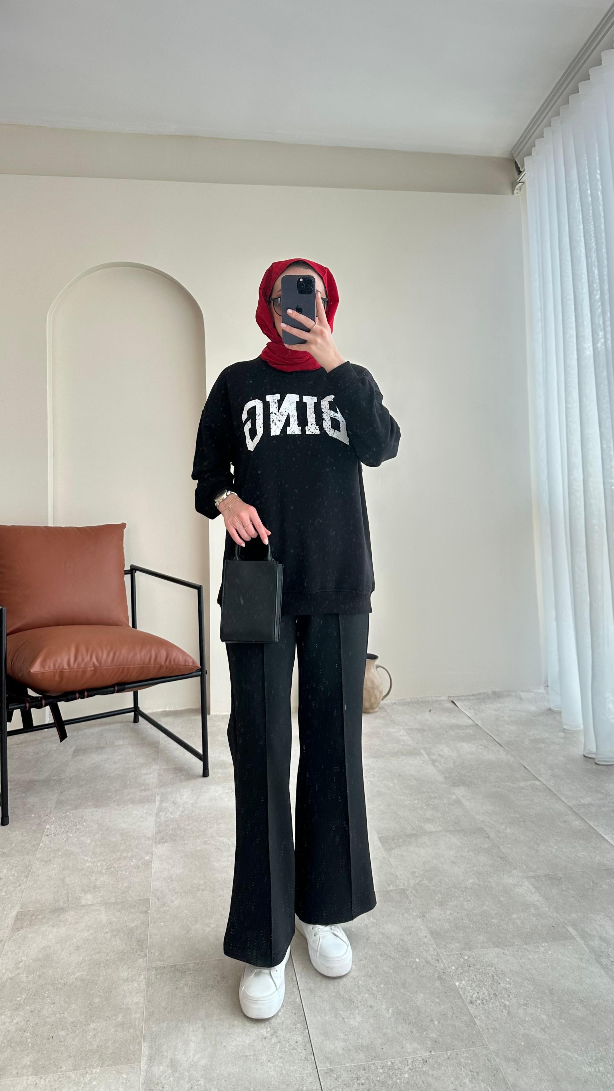 Muadil Sweat