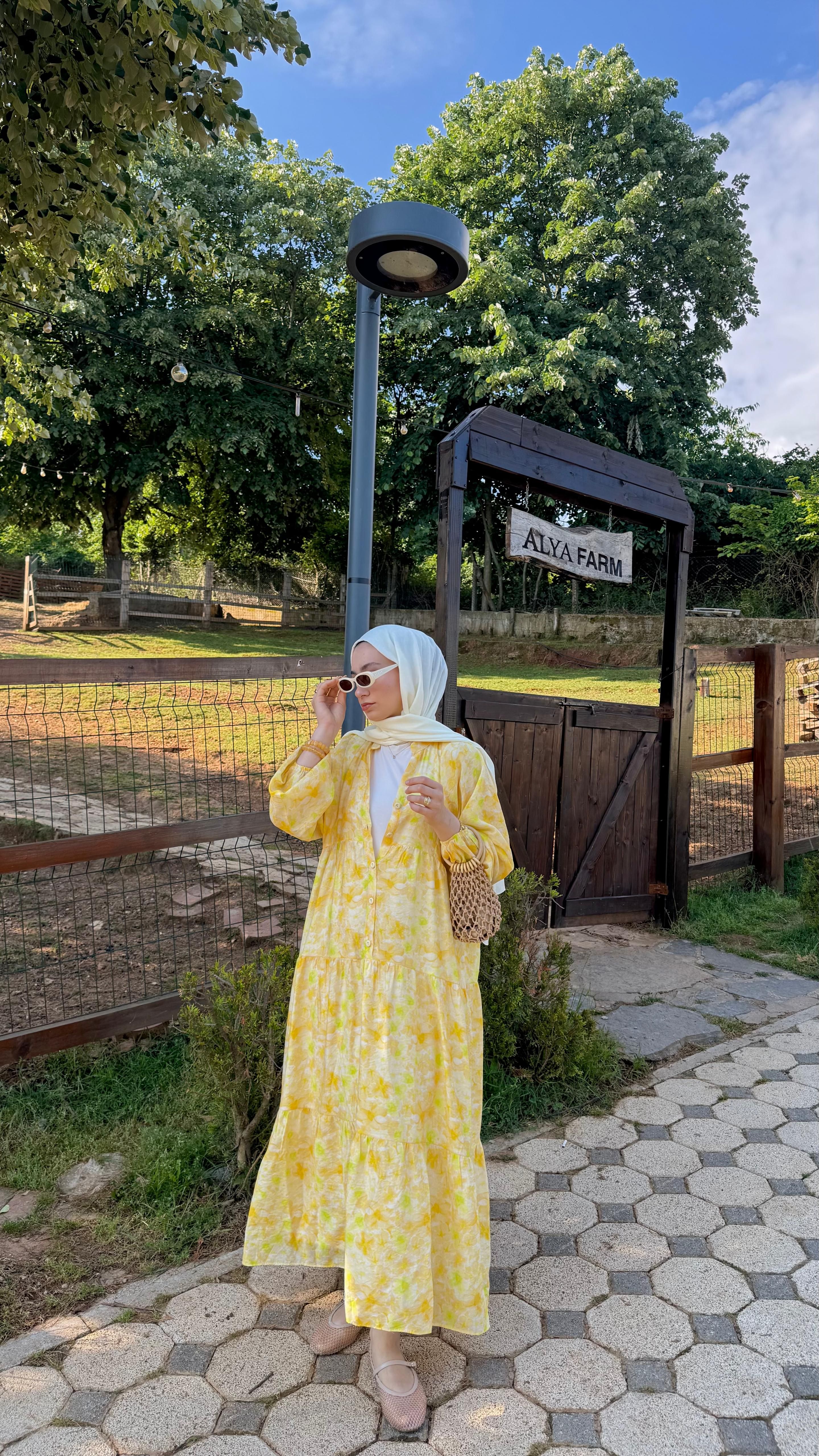 Alya Elbise