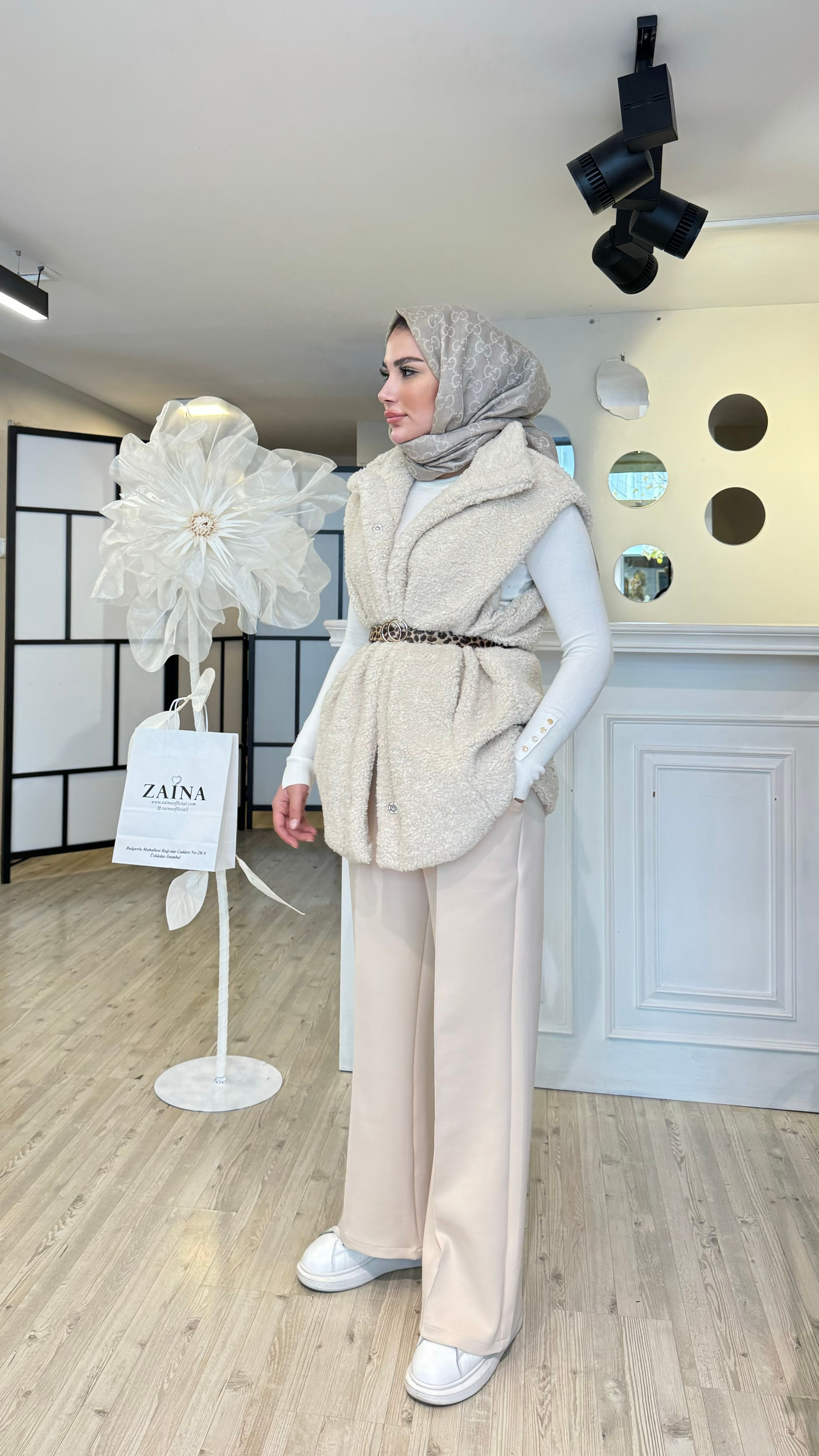 Peluş Yelek - Taş