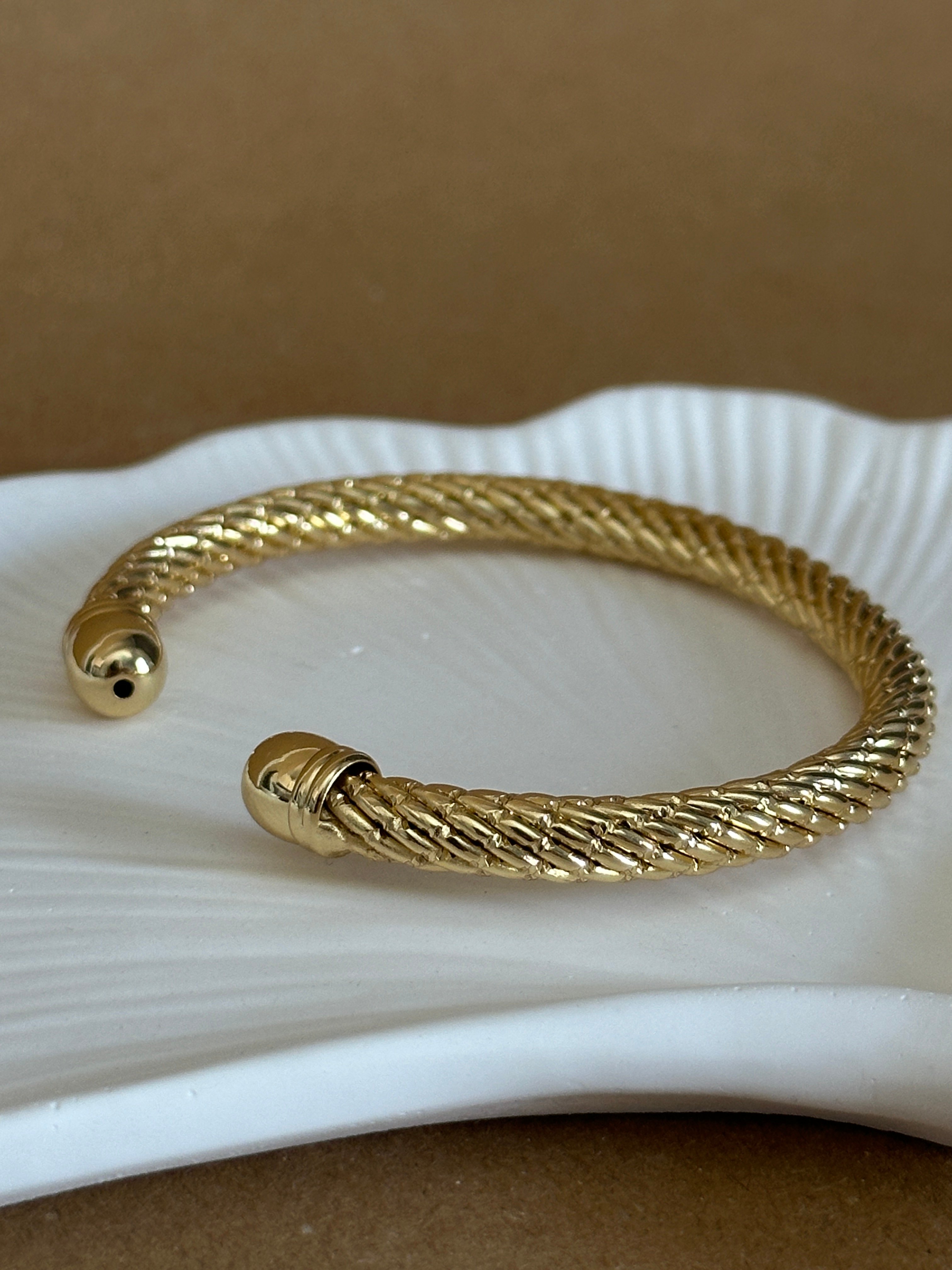 Örgü Gold Kelepçe