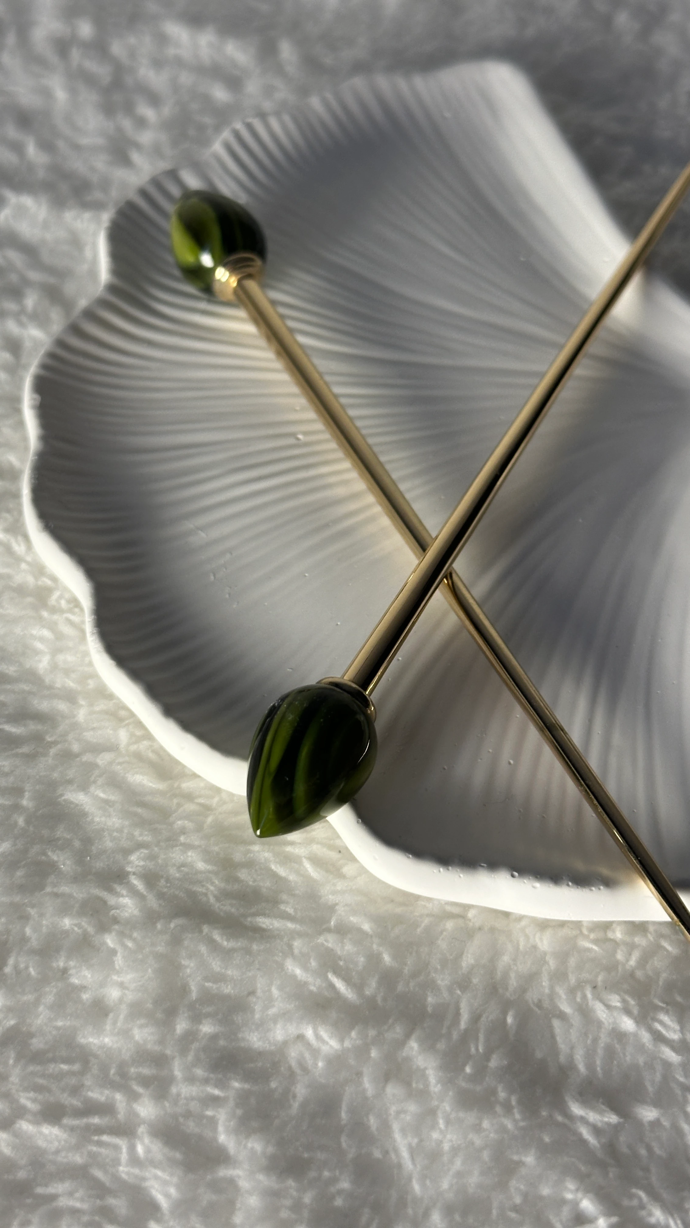 Yeşil Damla Taş Saç Çubuğu