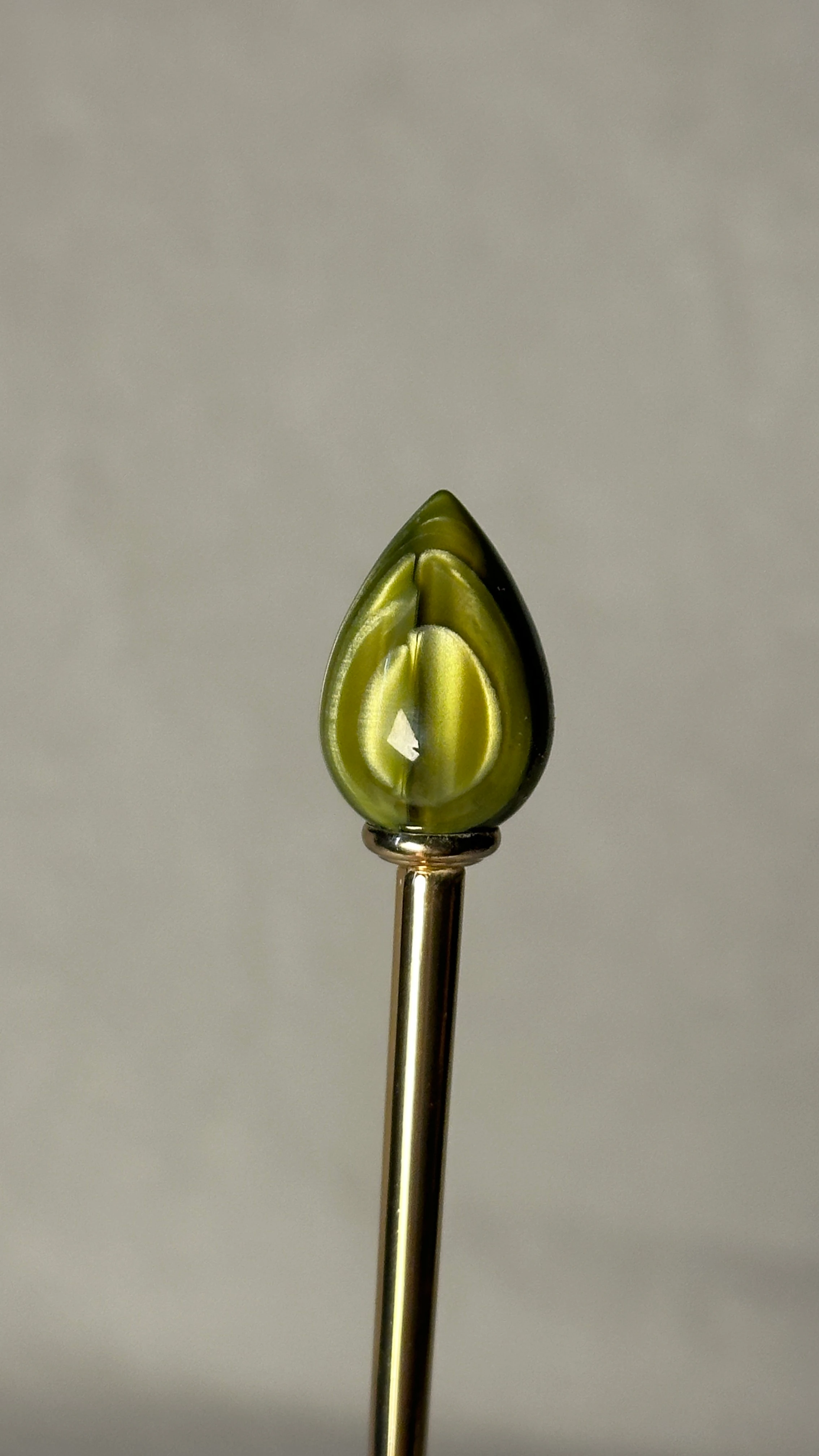 Yeşil Damla Taş Saç Çubuğu