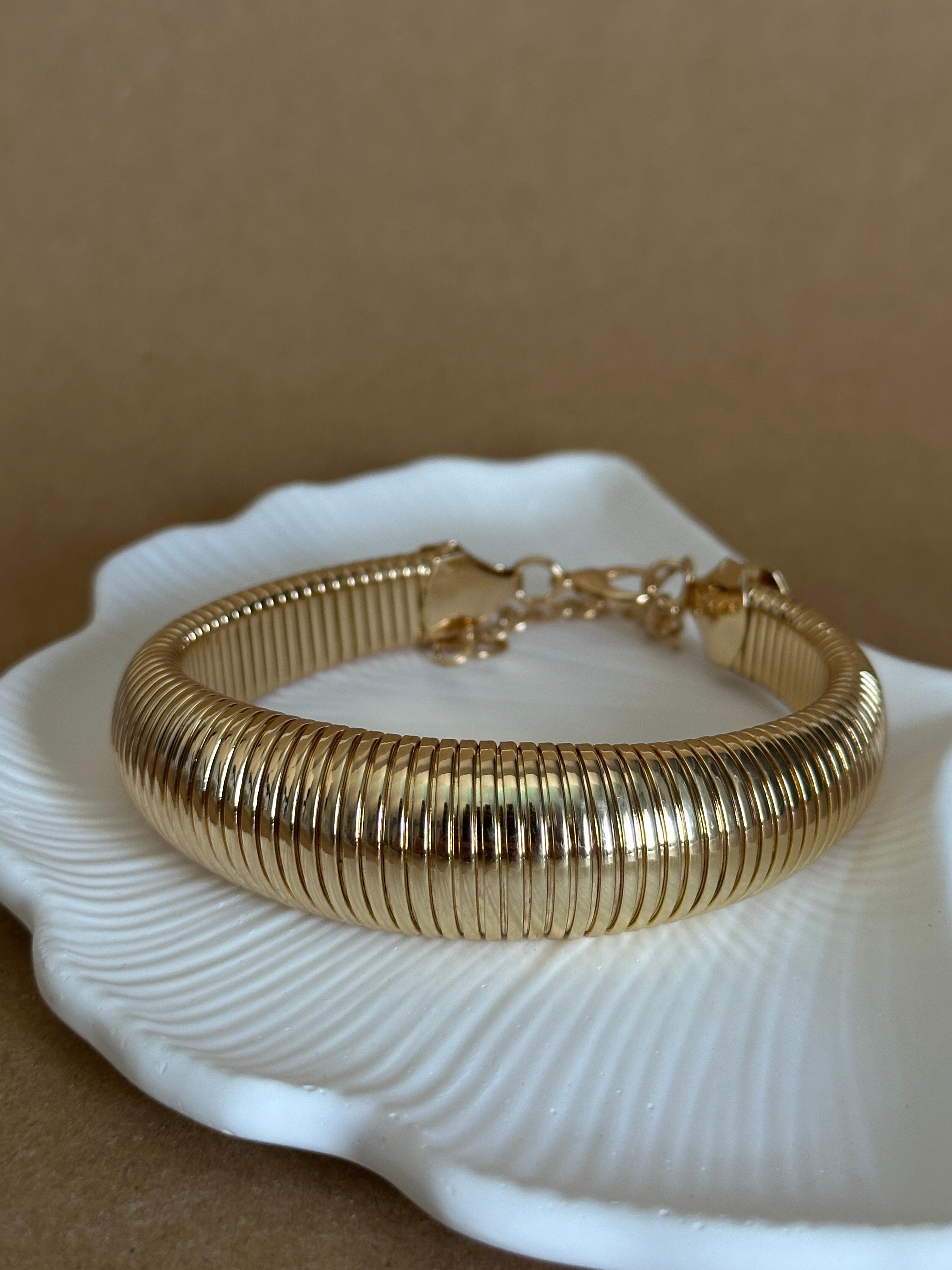 Gold Spiral Bileklik