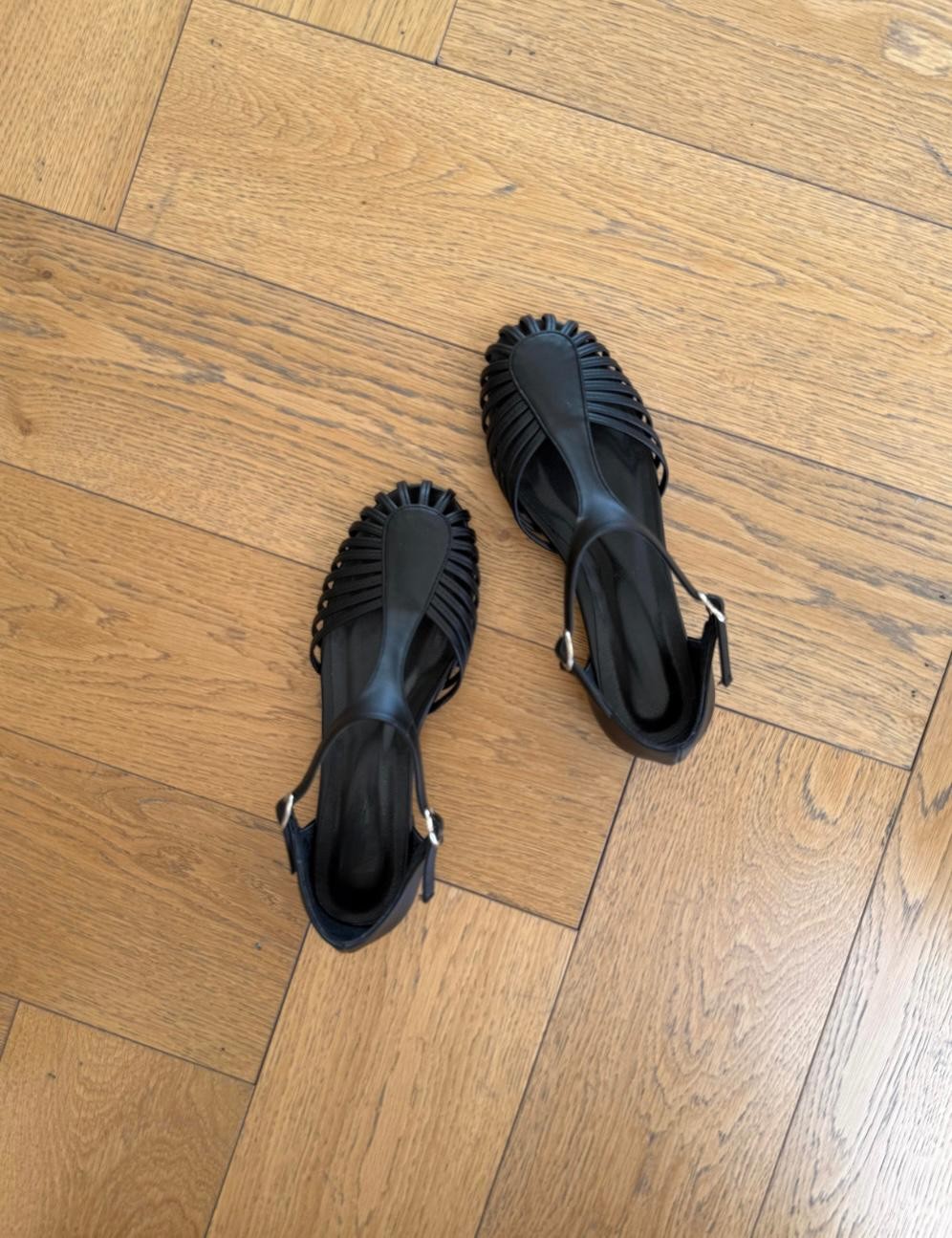 HEYBAGS 901 KADIN KAFESLİ SANDALET - SİYAH