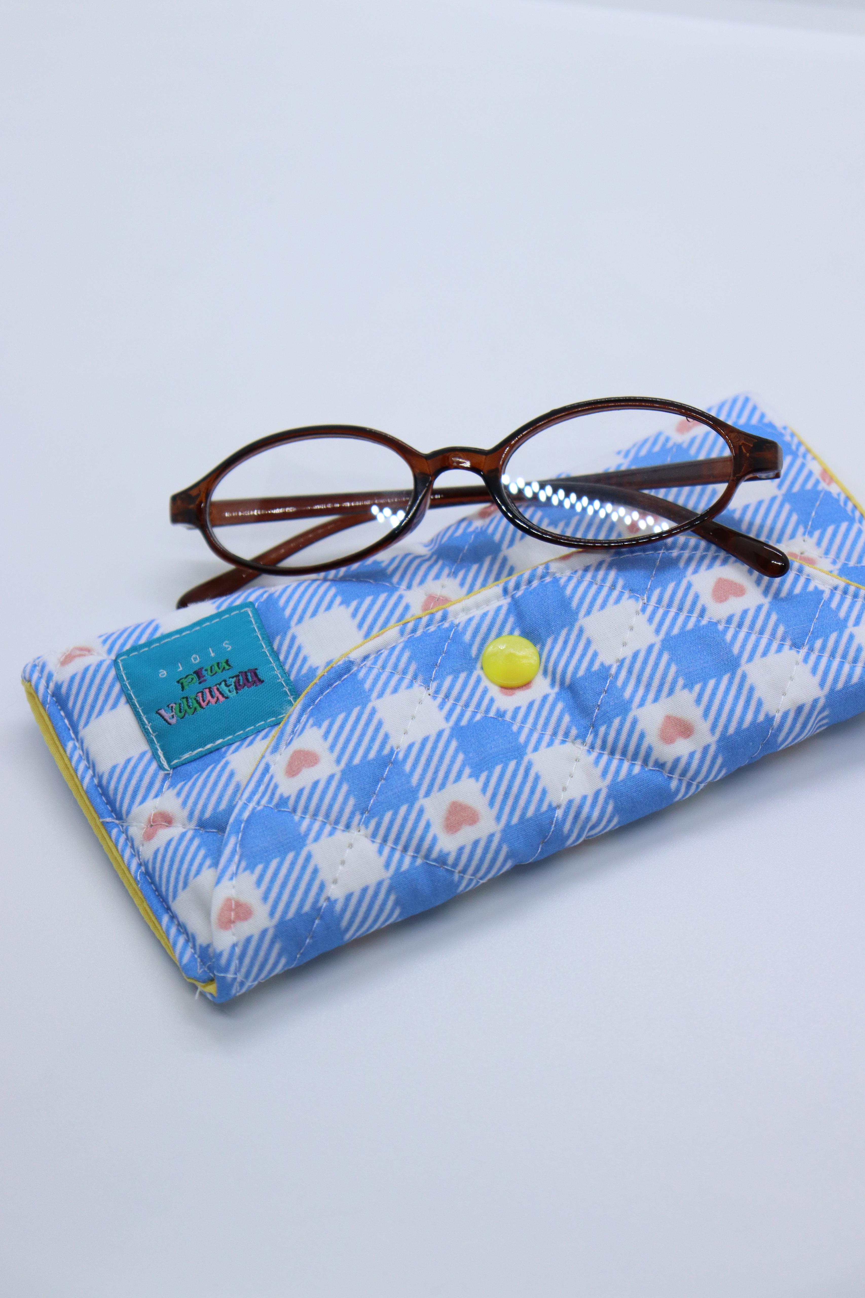 Kalpli Pöti Gözlük