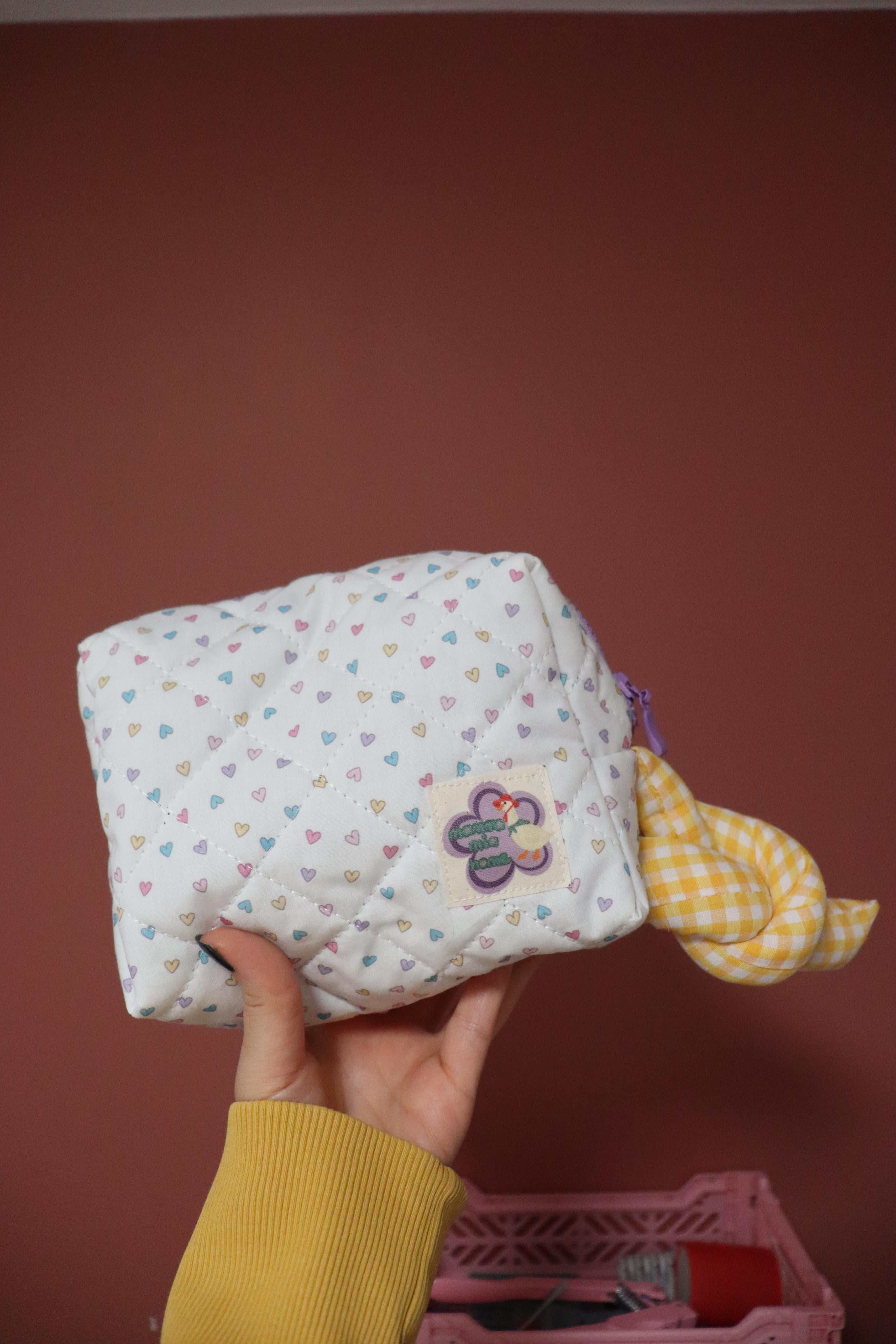 Mini Kalpli Makyaj Çantası