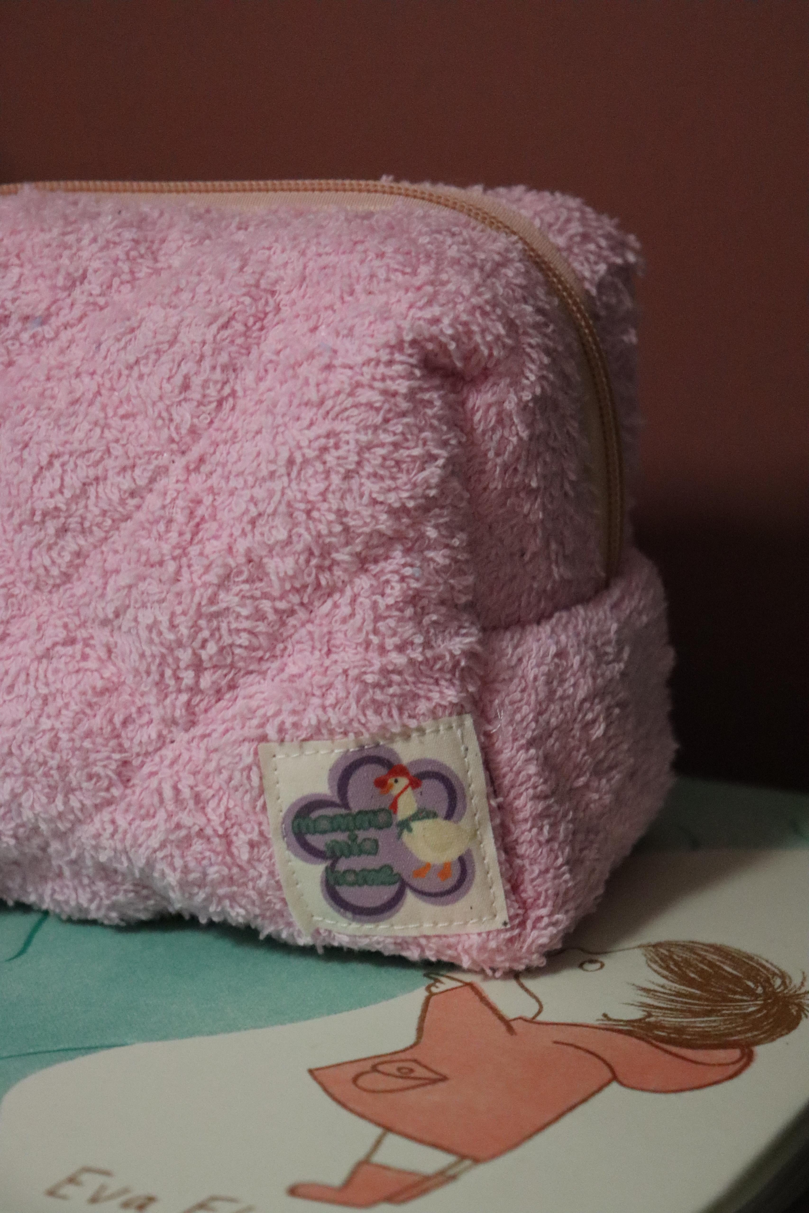 Pembe Havlu Makyaj Çantası