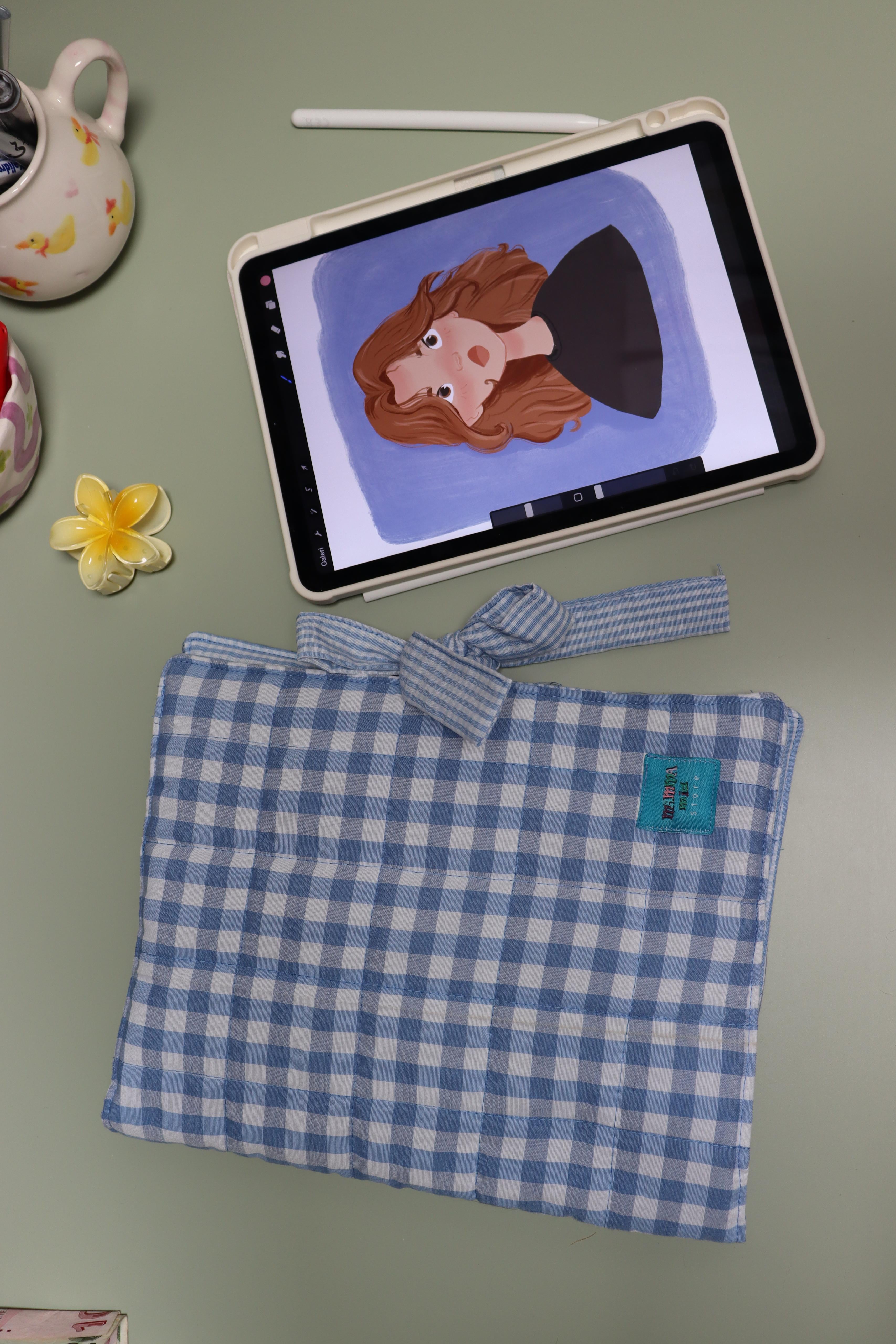 Pöti Tablet Çantası