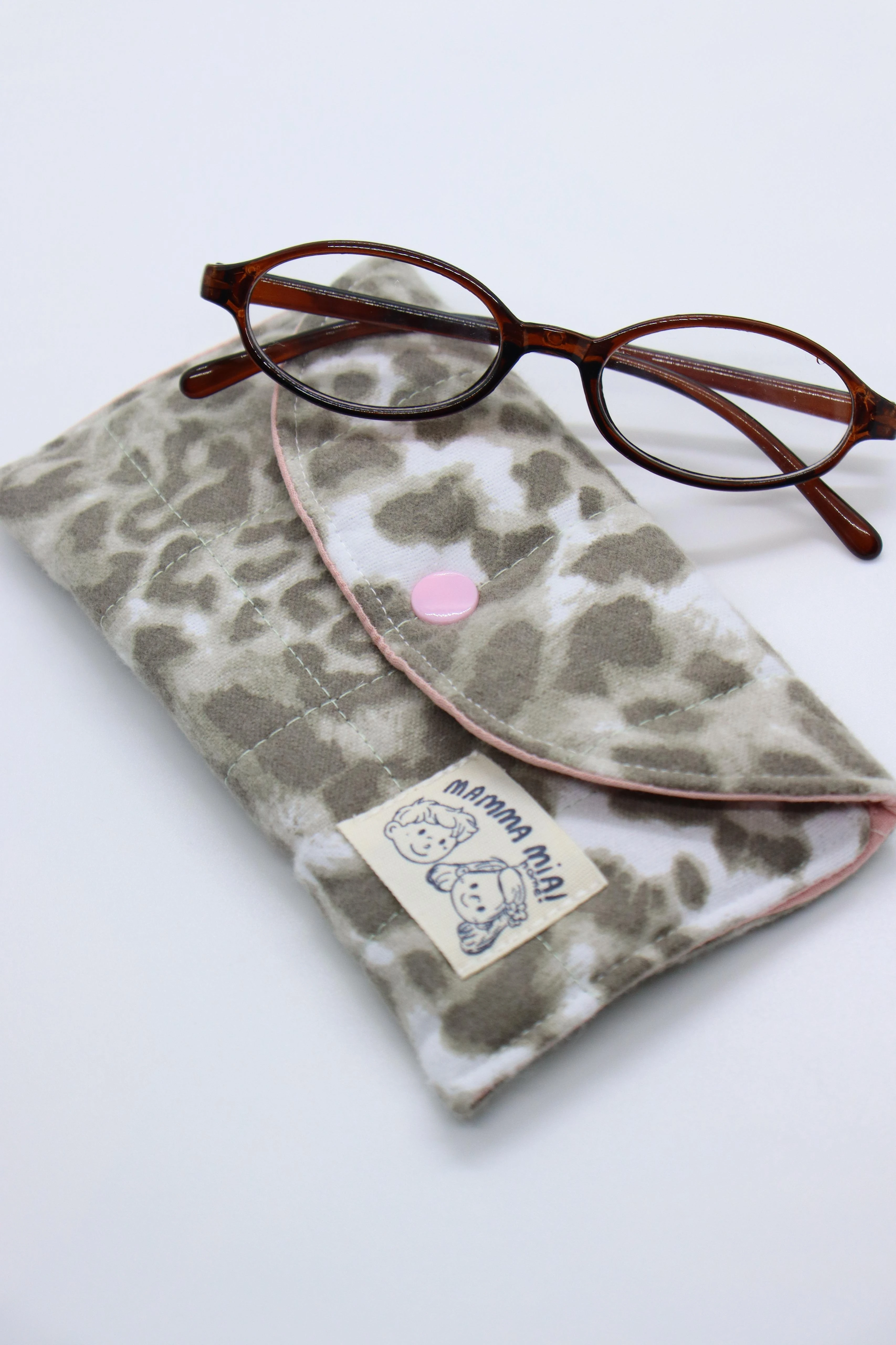 Leopar Gözlük Kılıfı