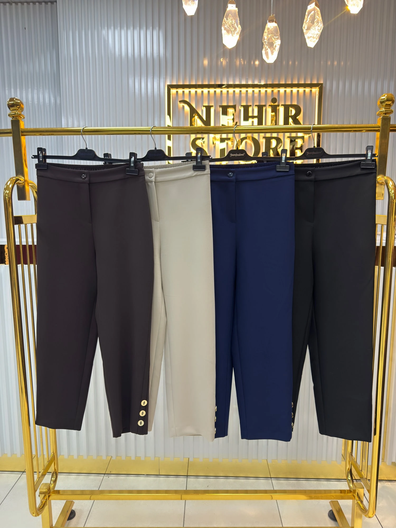 YUSUF ÖZDEMİR PAÇA ÜÇ DÜĞMELİ PANTOLON