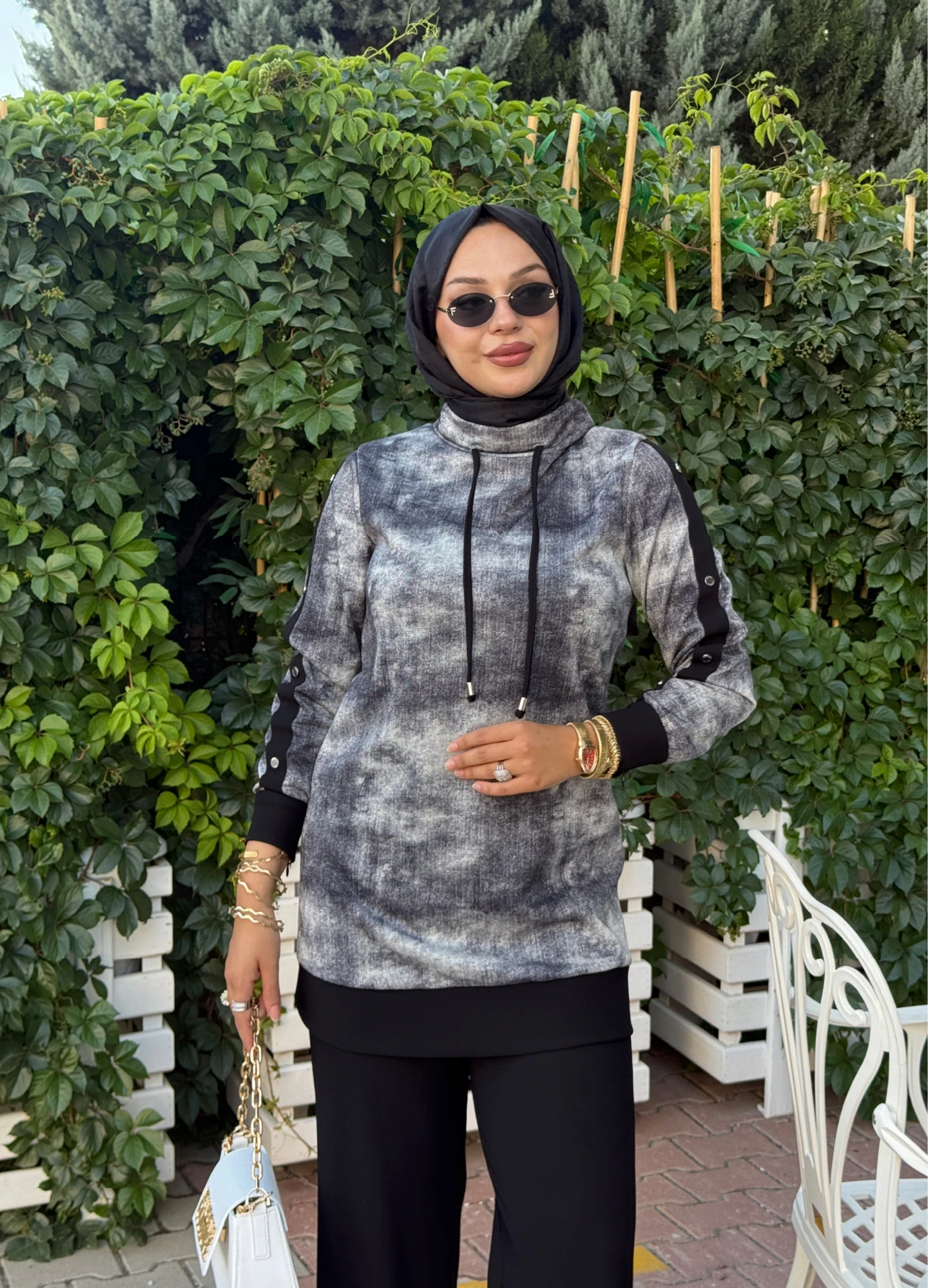 NİHAN  KENDİNDEN DESENLİ TAKIM