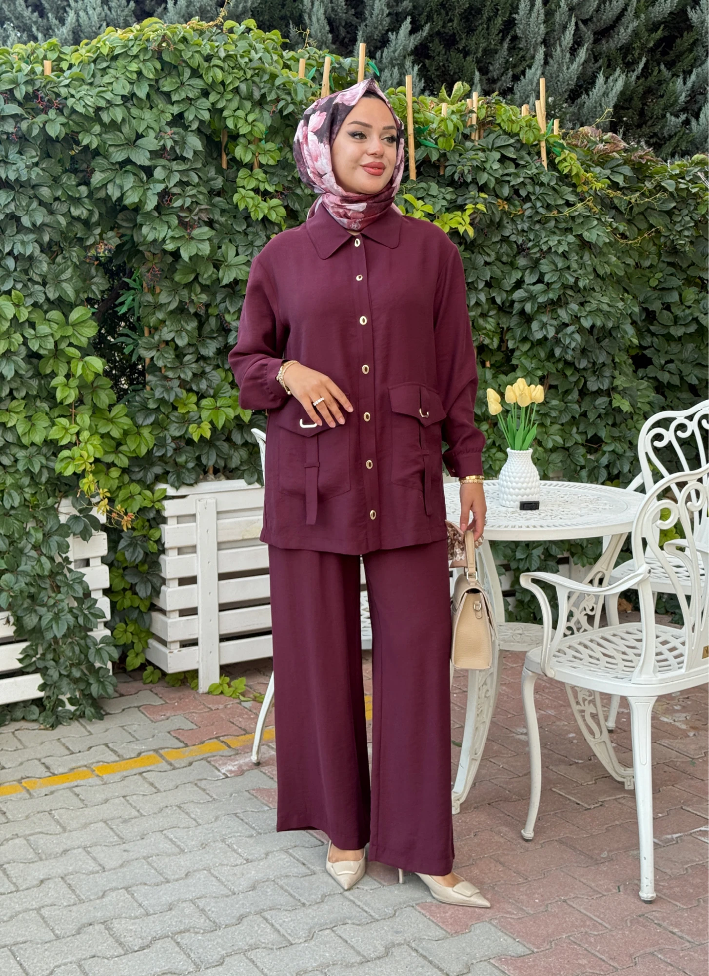 CEPLERİ KEMER DETAYLI TAKIM