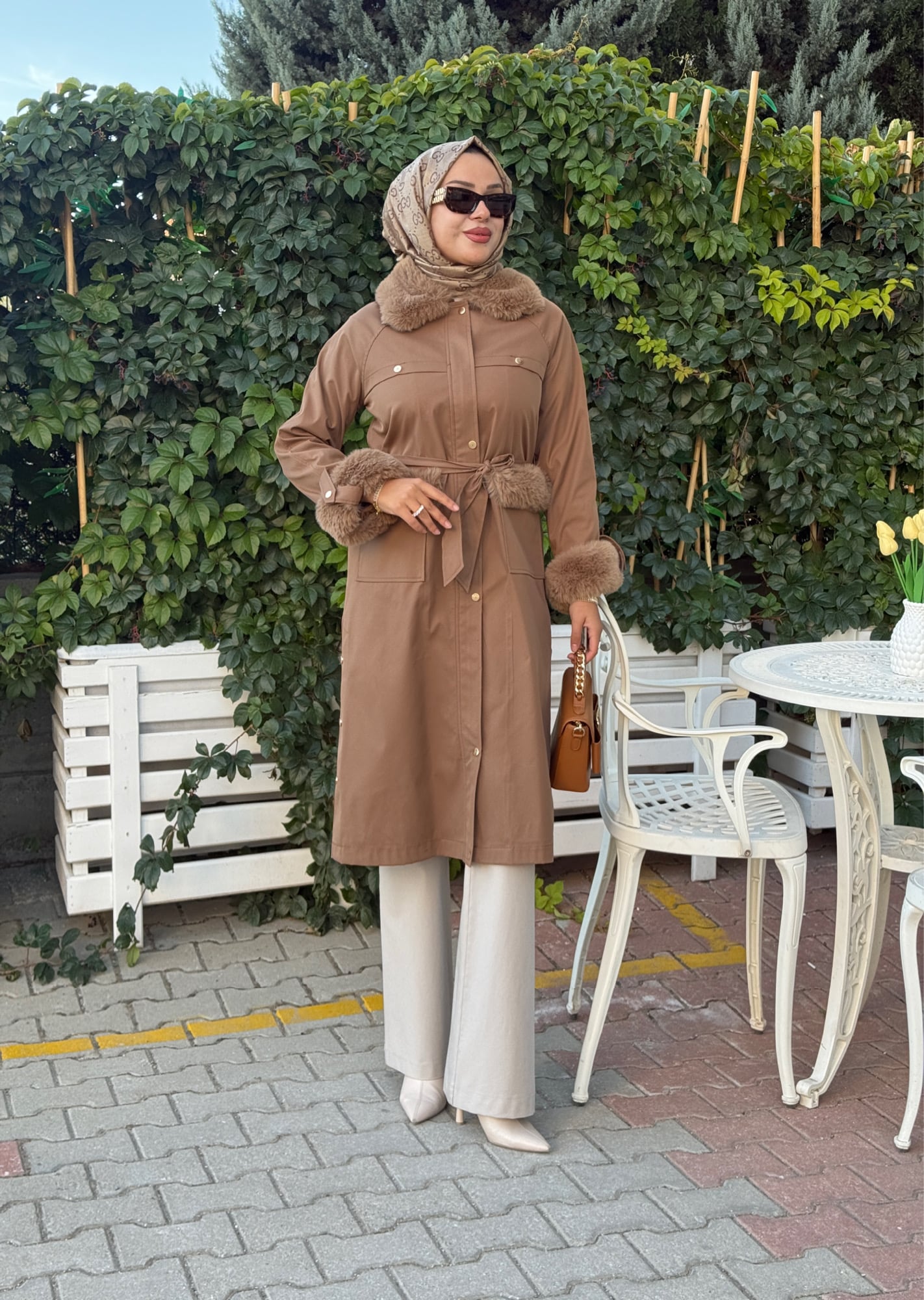 KÜRK DETAYLI TRENÇKOT