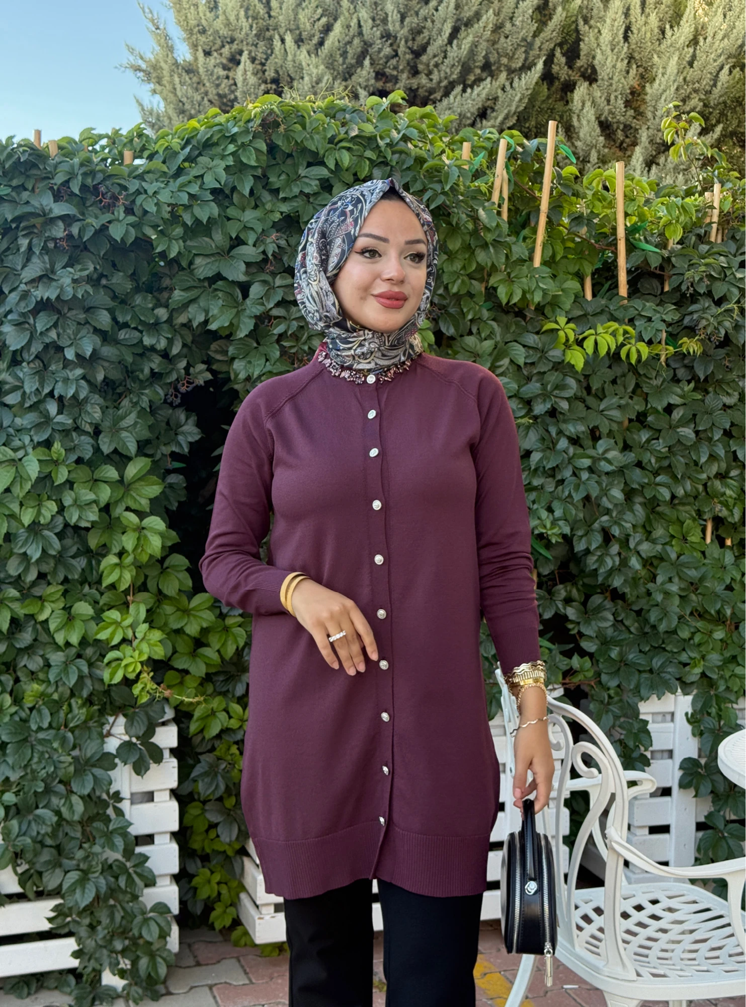 NUSS  YAKA TAŞLI HIRKA