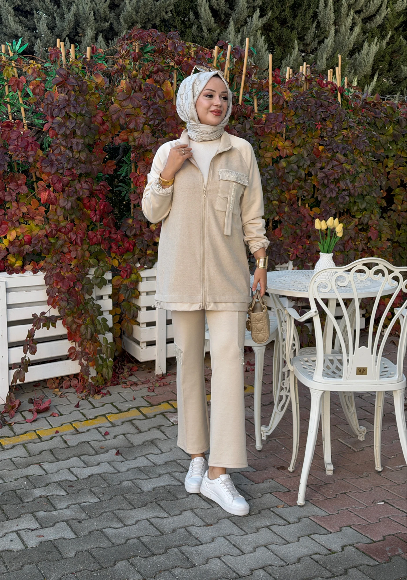 CEBİ TAŞ DETAYLI TAKIM