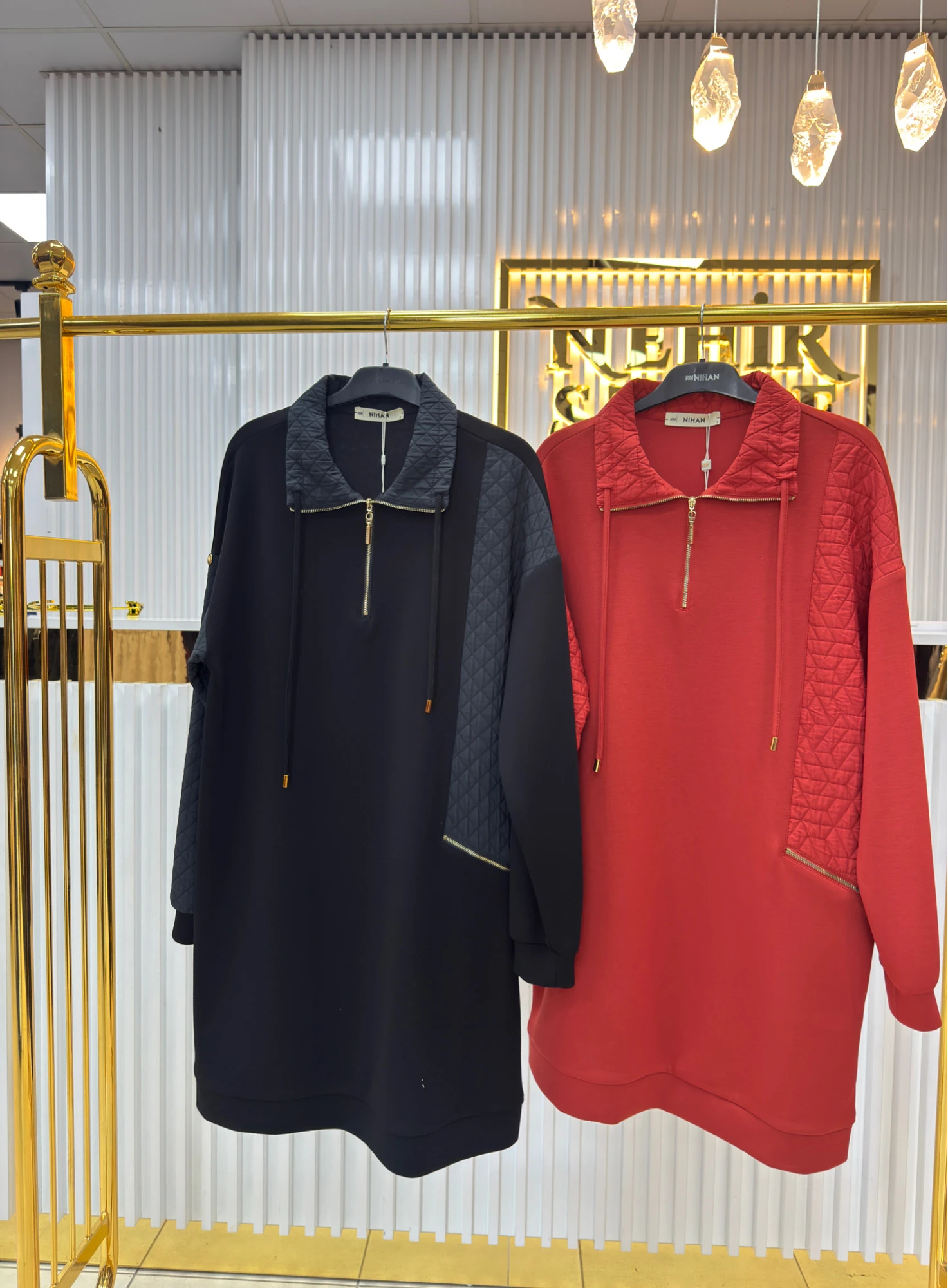 FERMUAR DETAYLI TUNİK