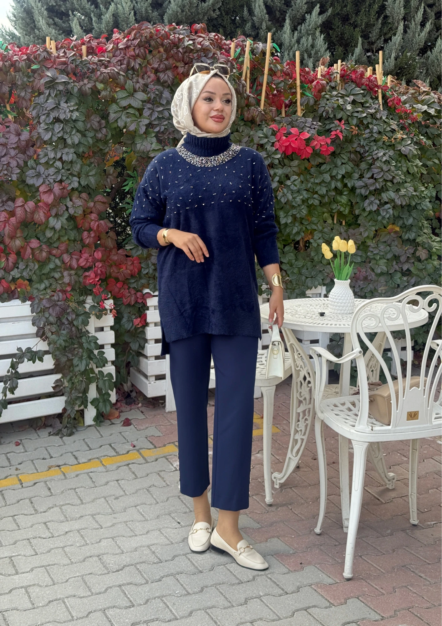 SERPME TAŞLI ANGORA KAZAK