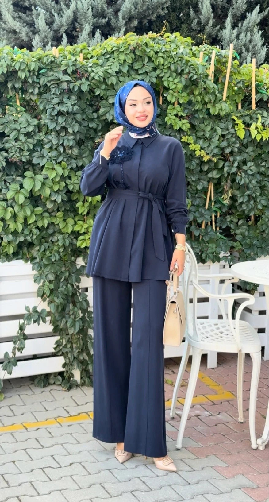 ÇİÇEK İŞLEMELİ TENSEL TAKIM