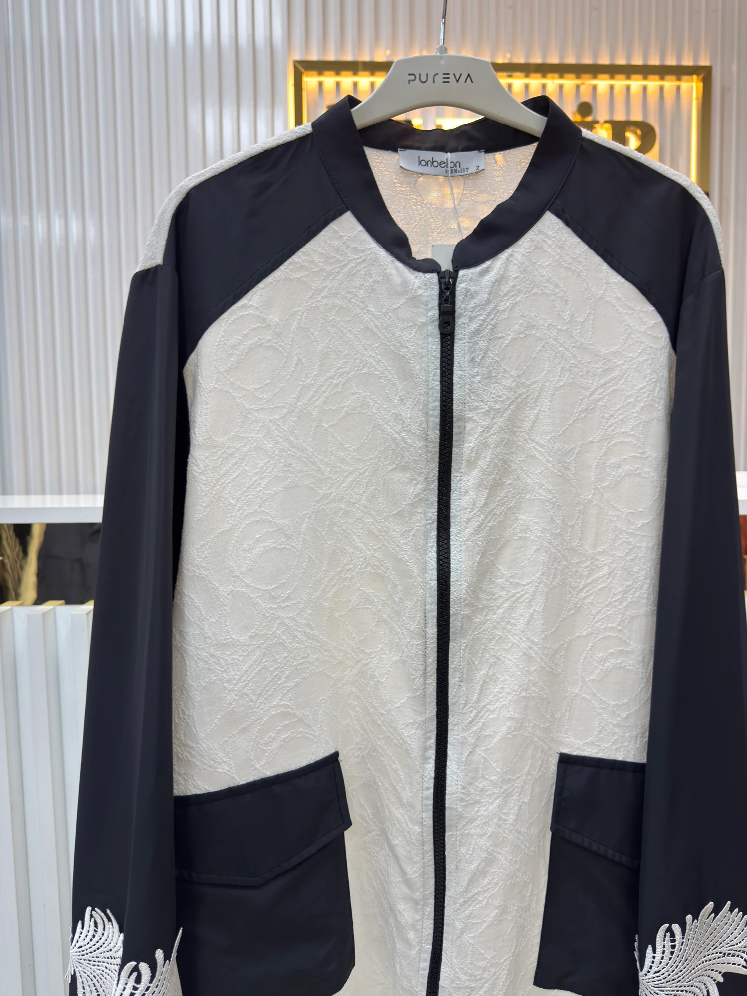 KENDİNDEN DESENLİ CEKET