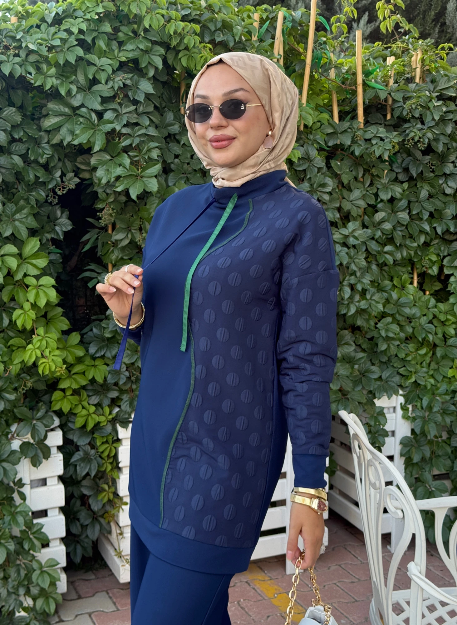 NİHAN  BENEK DETAYLI TAKIM