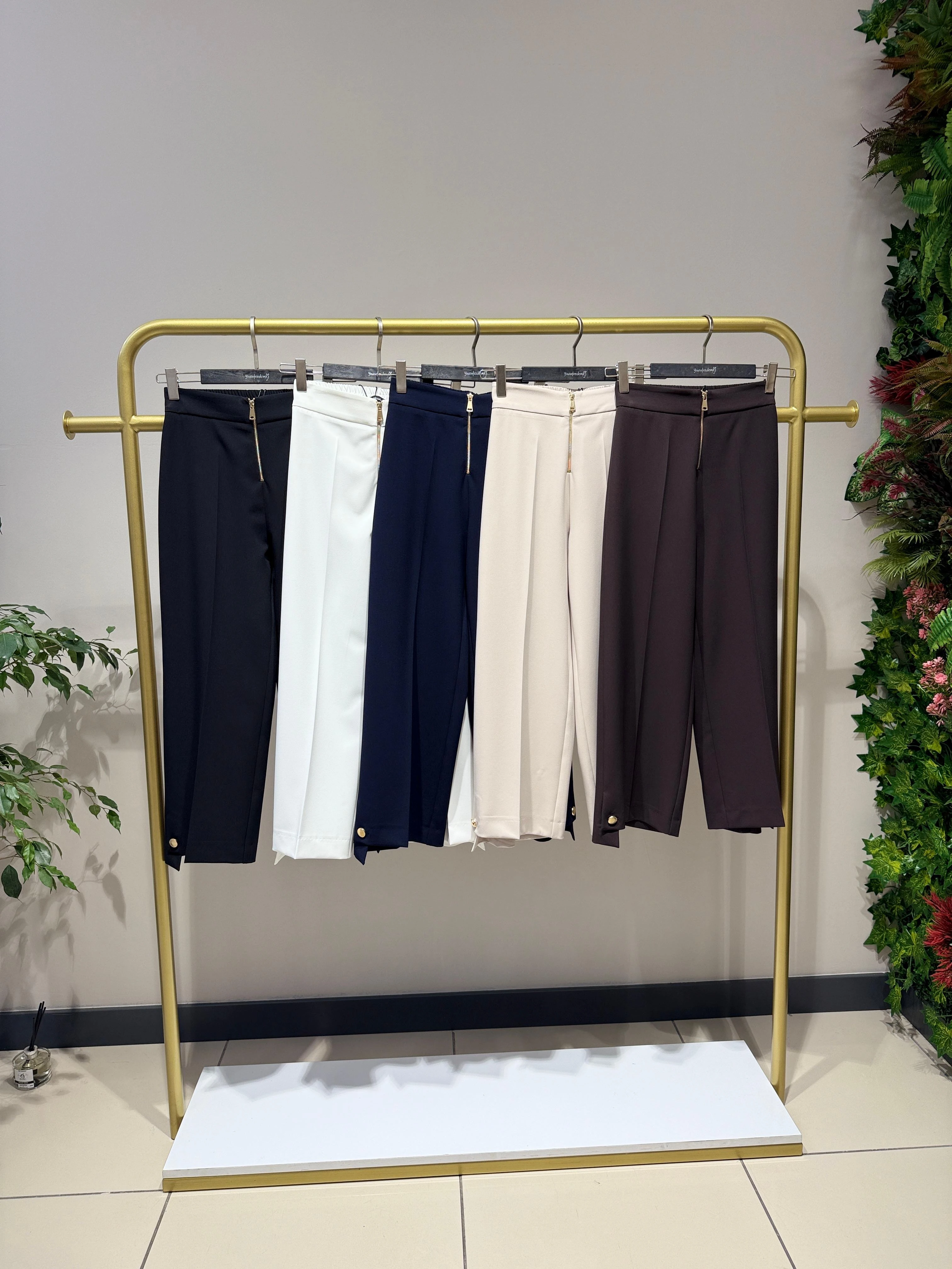 ÖNÜ FERMUARLI PAÇA DĞÜMELİ