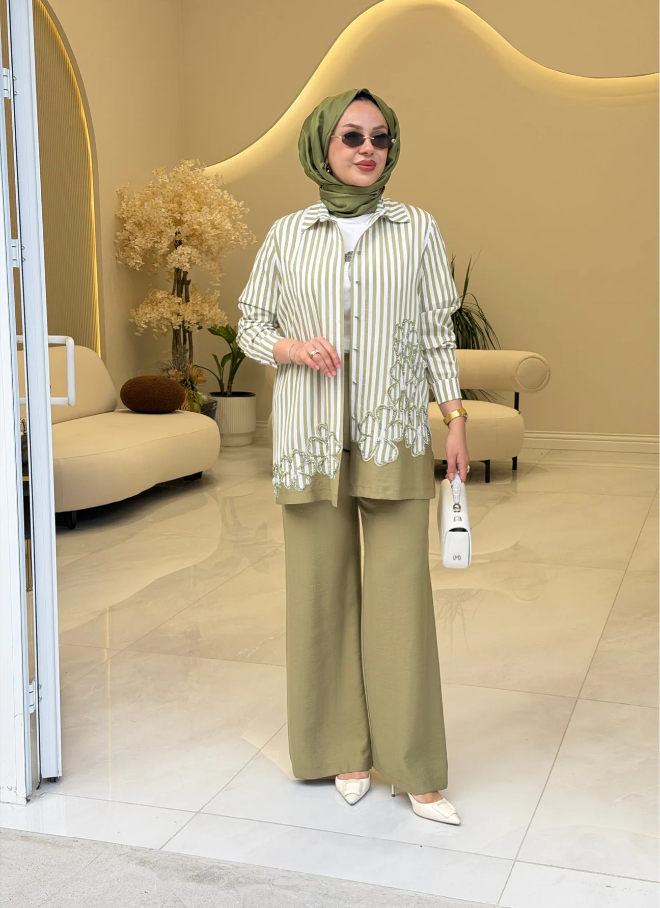 PUREVA TUNİĞİ ÇİZGİLİ TAŞLI TAKIM