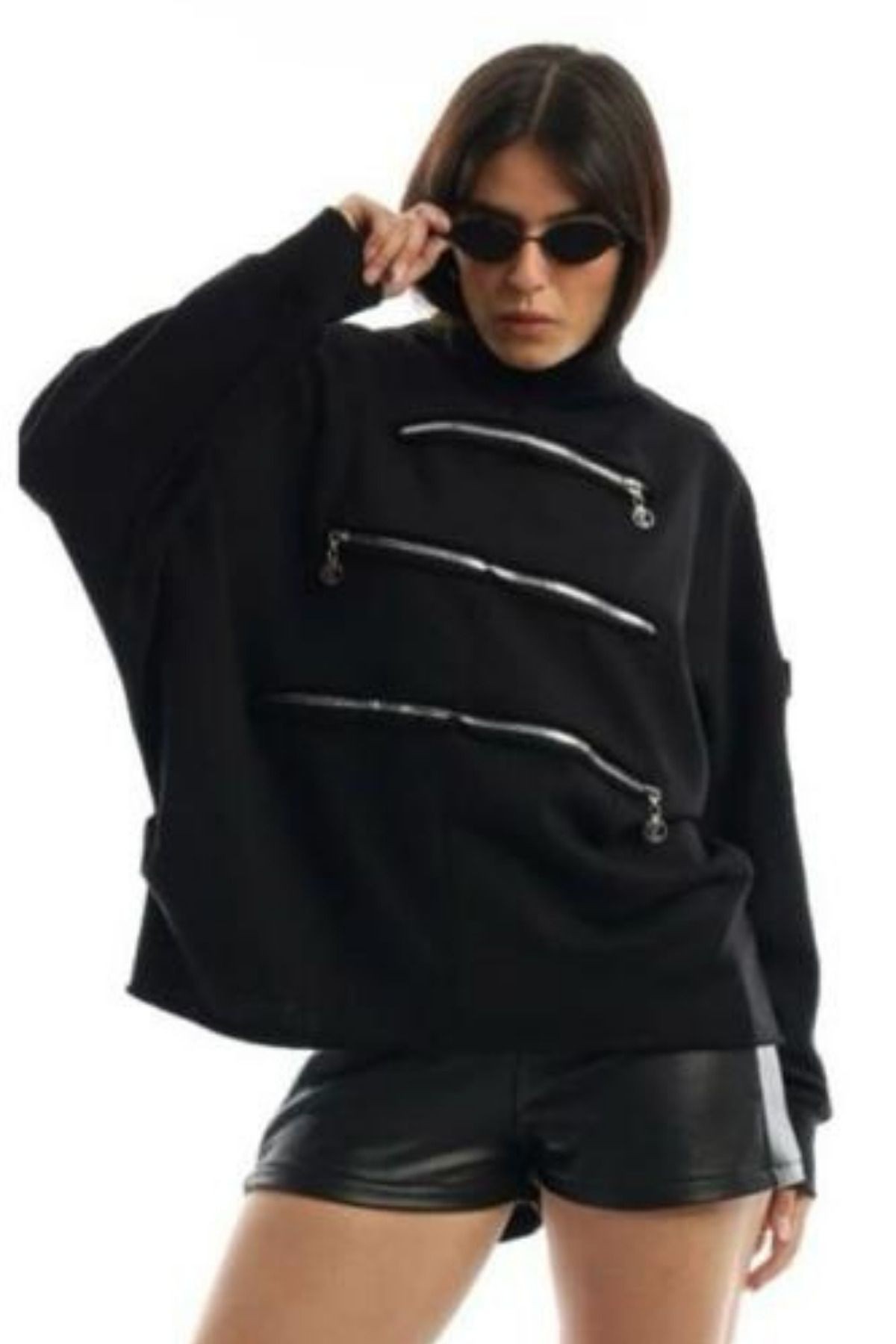 Kadın Siyah Dik Yaka Üç İplik Tasarım Fermuar Detaylı Sweatshirt