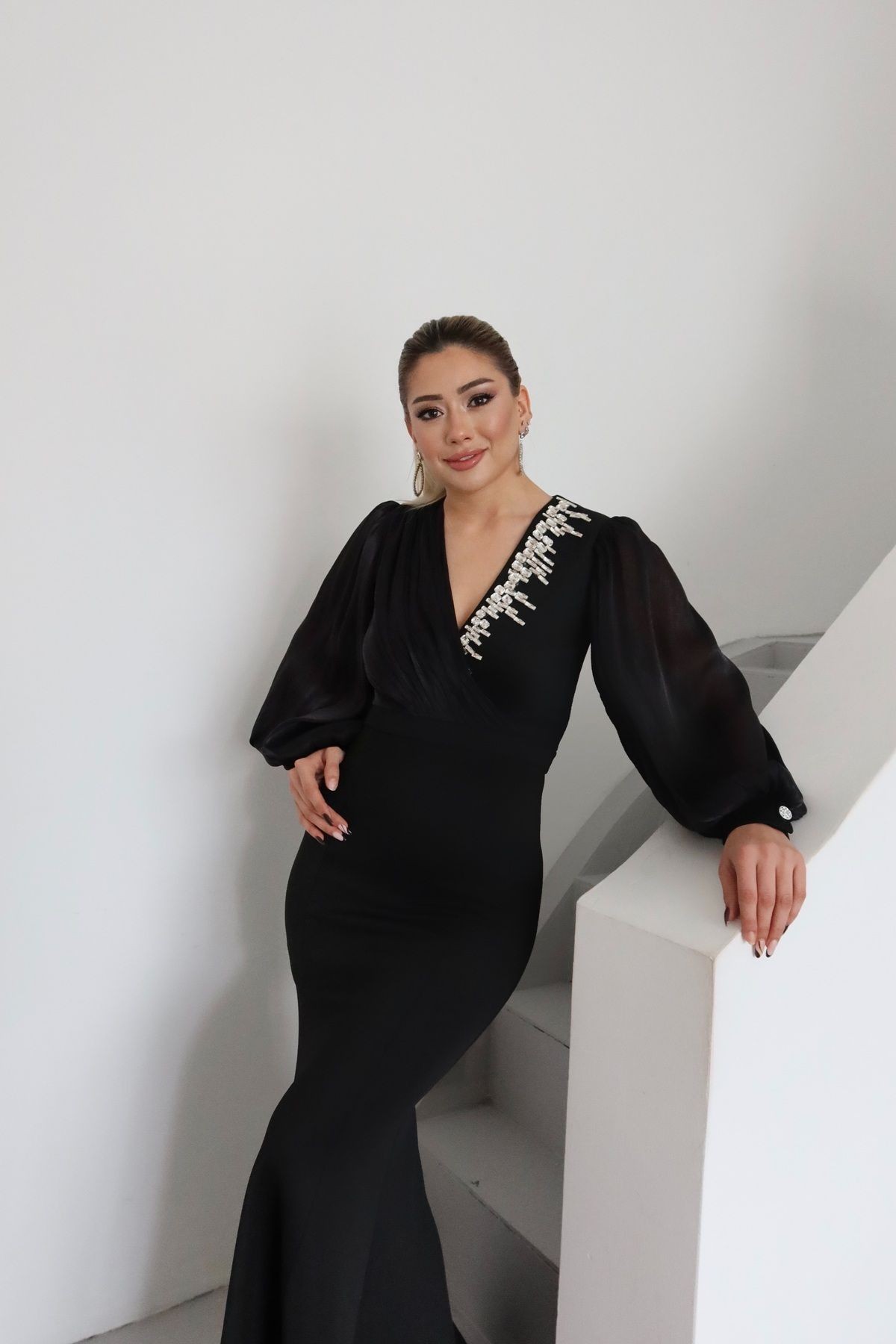 Kadın İthal Scuba Krep Kumaş Kollar Ve Göğüs Şifon Taş İşleme Astarlı Özel Tasarım Elbise - Siyah