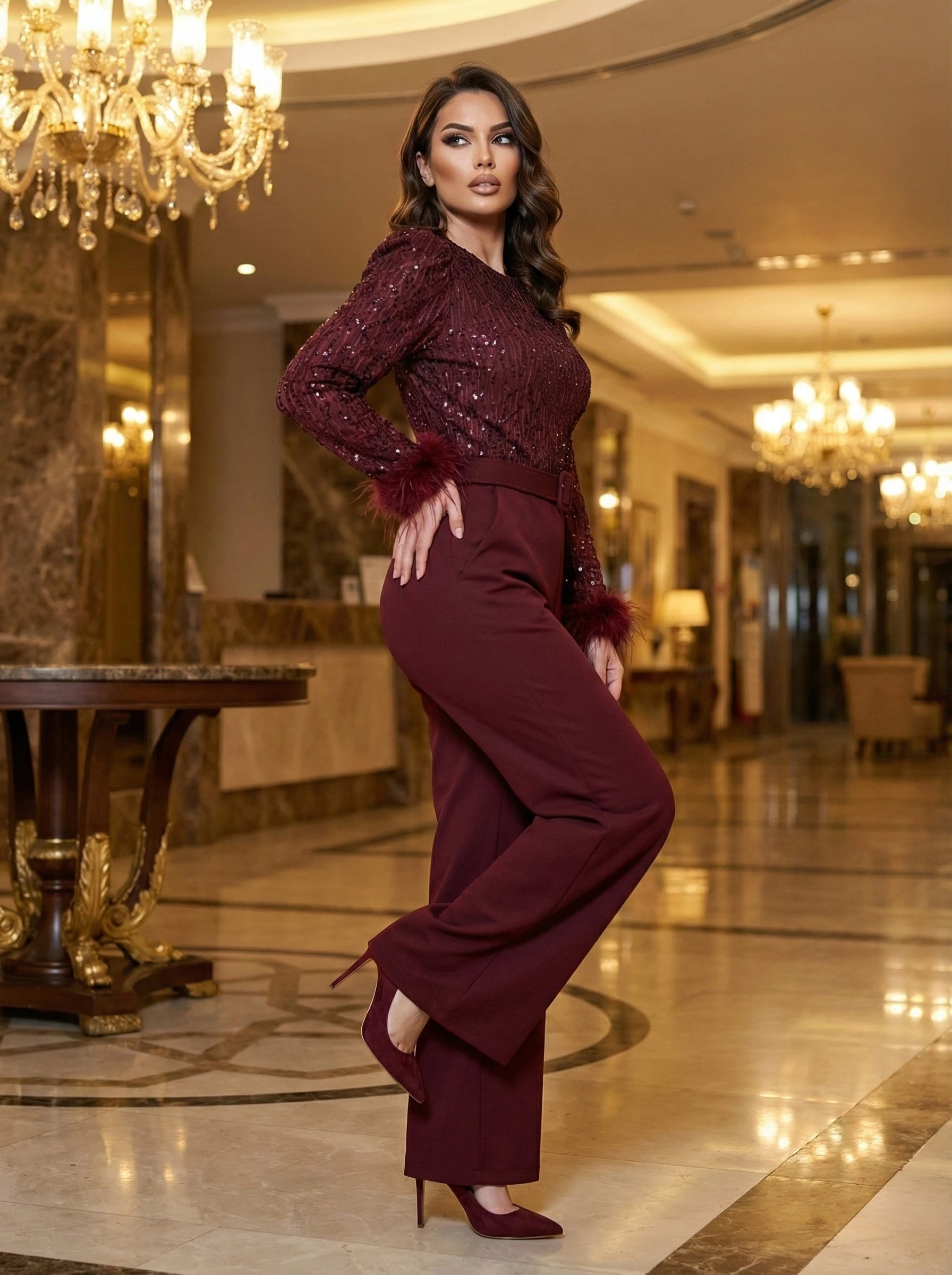 Kadın İthal Kumaştan Payetli Kemerli Kollar Otriş Detay Astarlı Özel Tasarım Tulum - Bordo