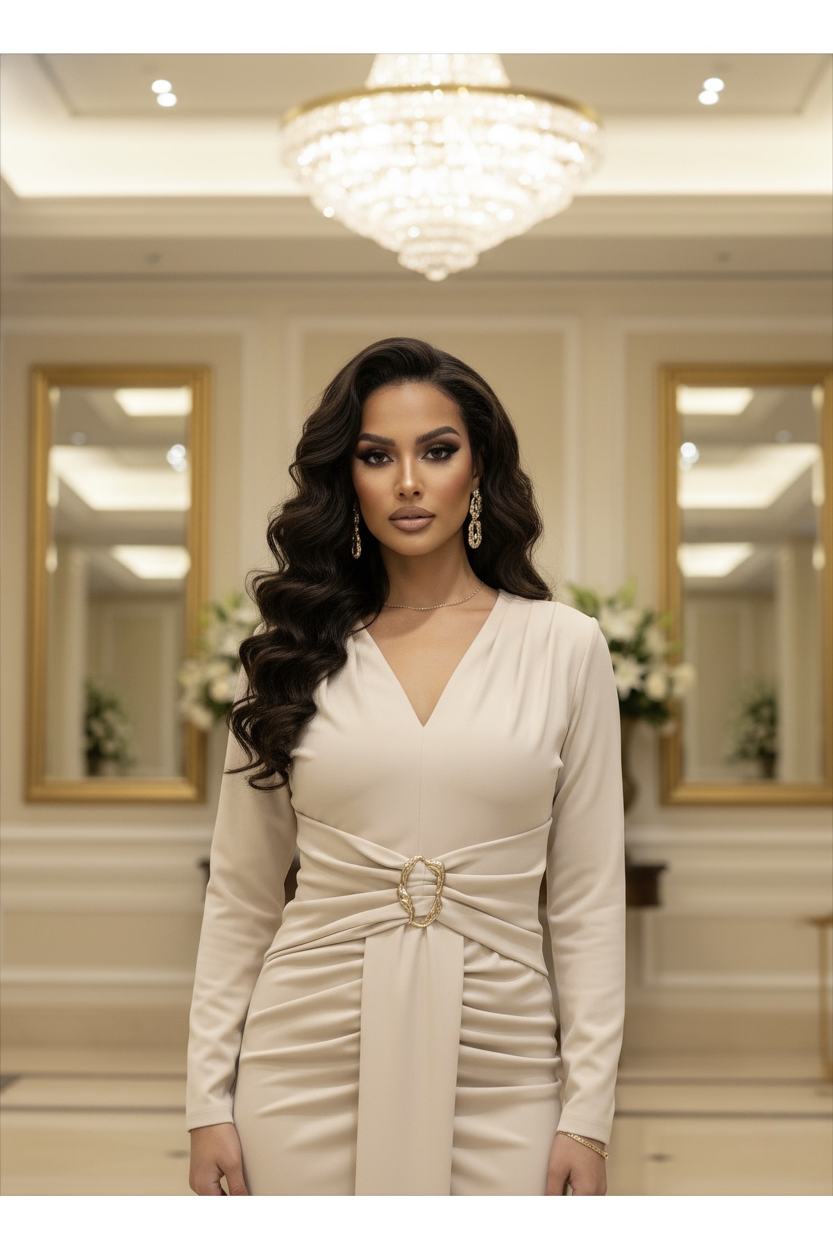 İthal Krep Kumaş Toka Ve Şal Detaylı Astarlı Özel Tasarım Maxi Elbise - krem