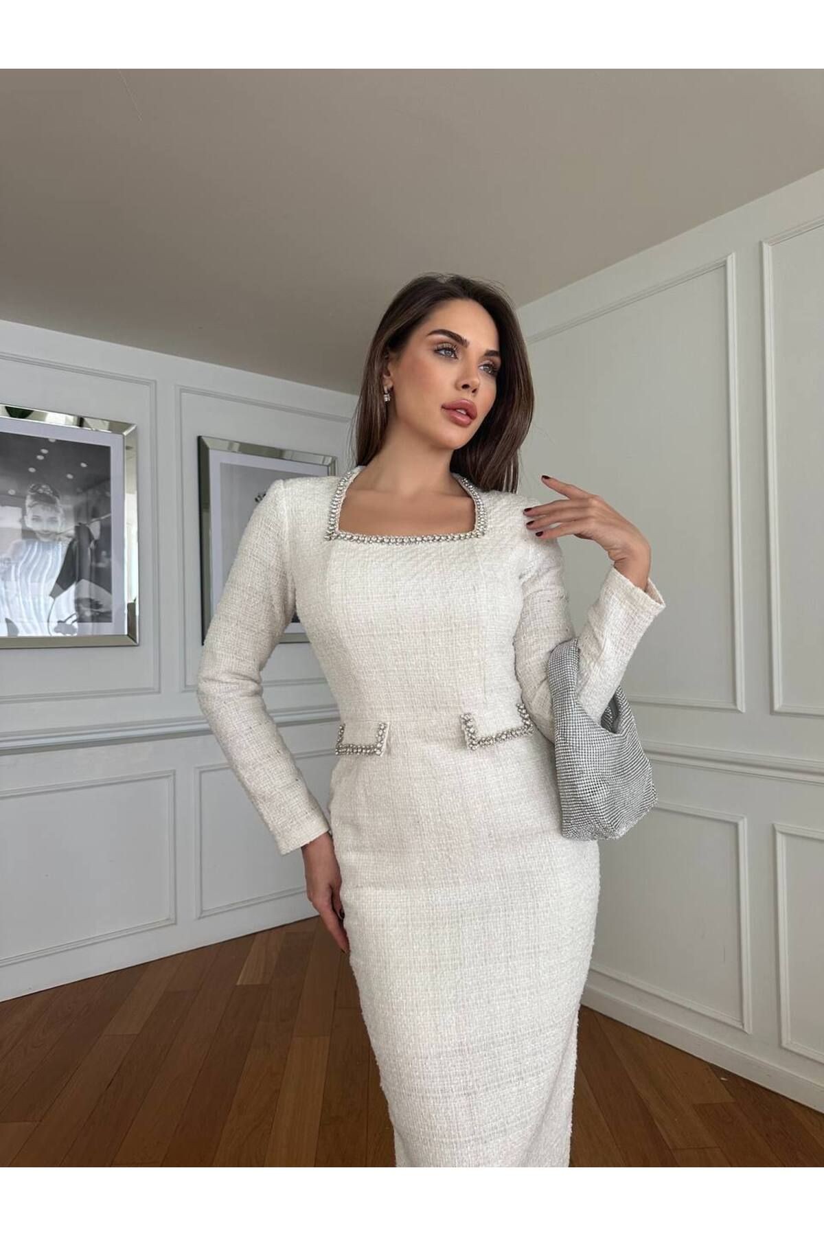 Kadın İthal Tüvit Kumaş Taş Detay Astarlı Özel Tasarım Elbise
