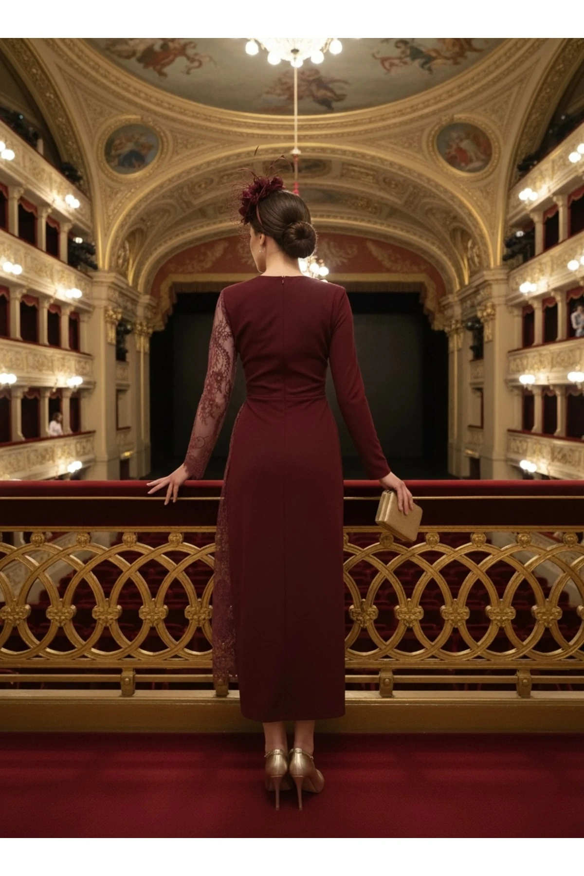 İthal Krep & Dantel Kumaş Toka Detaylı Astarlı Özel Tasarım Maxi Elbise - Bordo