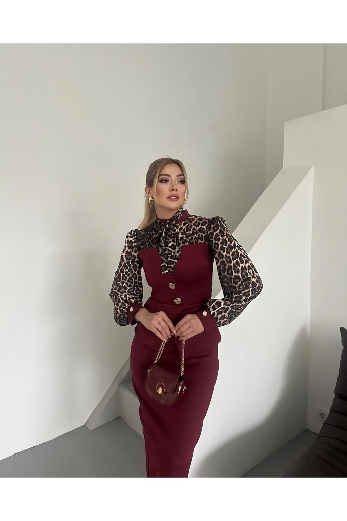 Kadın İthal Kumaş Leopar Desen Düğme Detaylı Astarlı Özel Tasarım Elbise