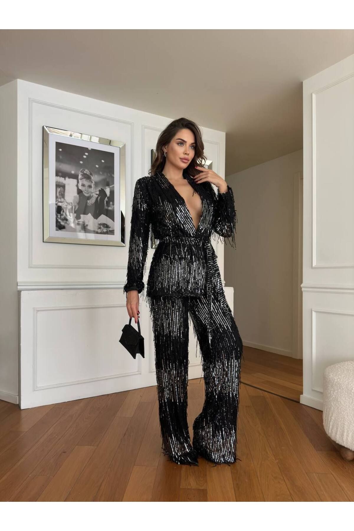 Kadın Bordo İthal Saçaklı Pul Payet Kumaş Kuşaklı Astarlı Özel Tasarım Ceket Pantolon Alt-Üst Takım - Gümüş