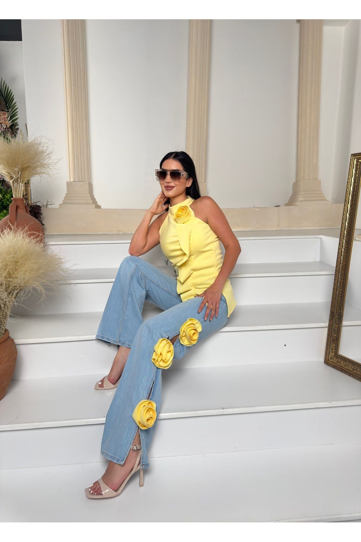 Kadın Ithal Denimden Yanlar Gül Işlemeli Cepli Özel Tasarım Mom Jeans - Sarı