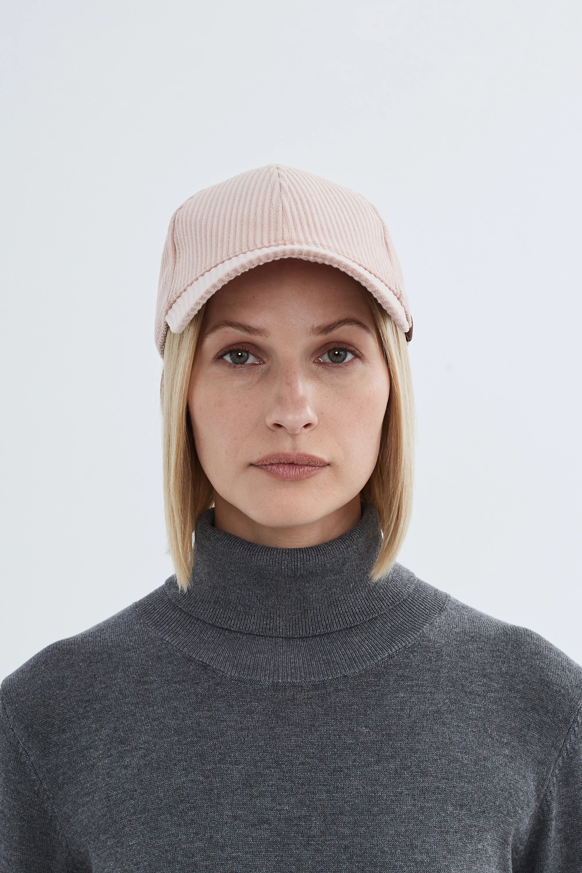 Viseu Nordbron Velvet Cap Hat - Pink