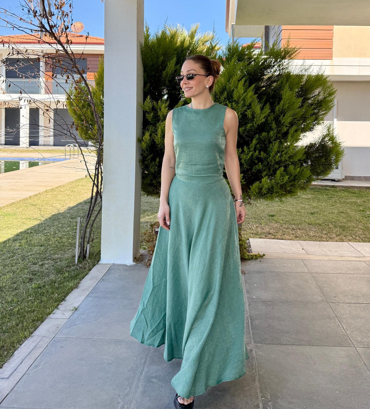 ELANOR YEŞİL PARLAK KUMAŞ ETEK TAKIM