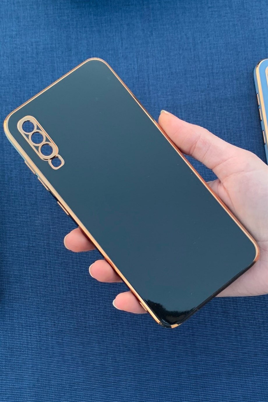 Galaxy A50 / A30s Uyumlu Renkli Elegance Silikon Kılıf Siyah