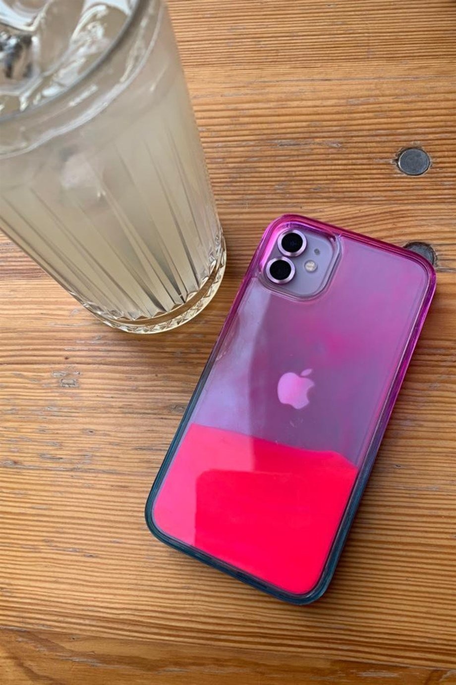 iPhone 11 Uyumlu Sulu Fosforlu Kılıf Pembe