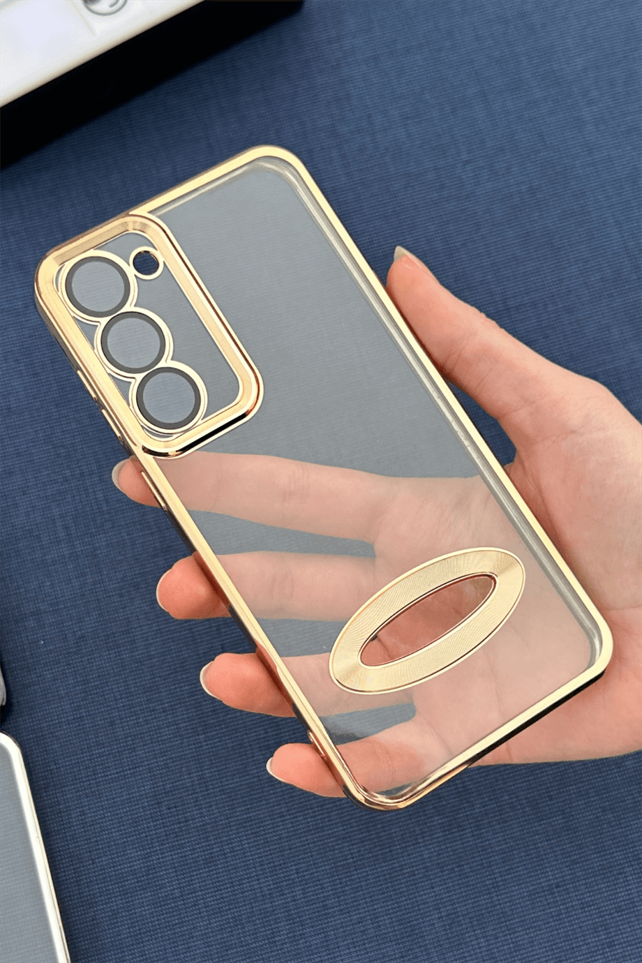 Galaxy S23 Plus Uyumlu Logo Açık Elegance Kılıf Gold