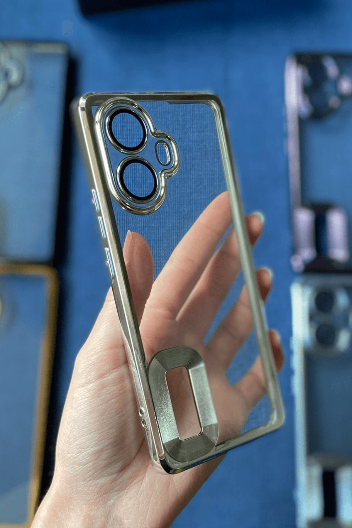 Realme 10 Pro Plus 5G Uyumlu Logo Açık Elegance Kılıf Gümüş