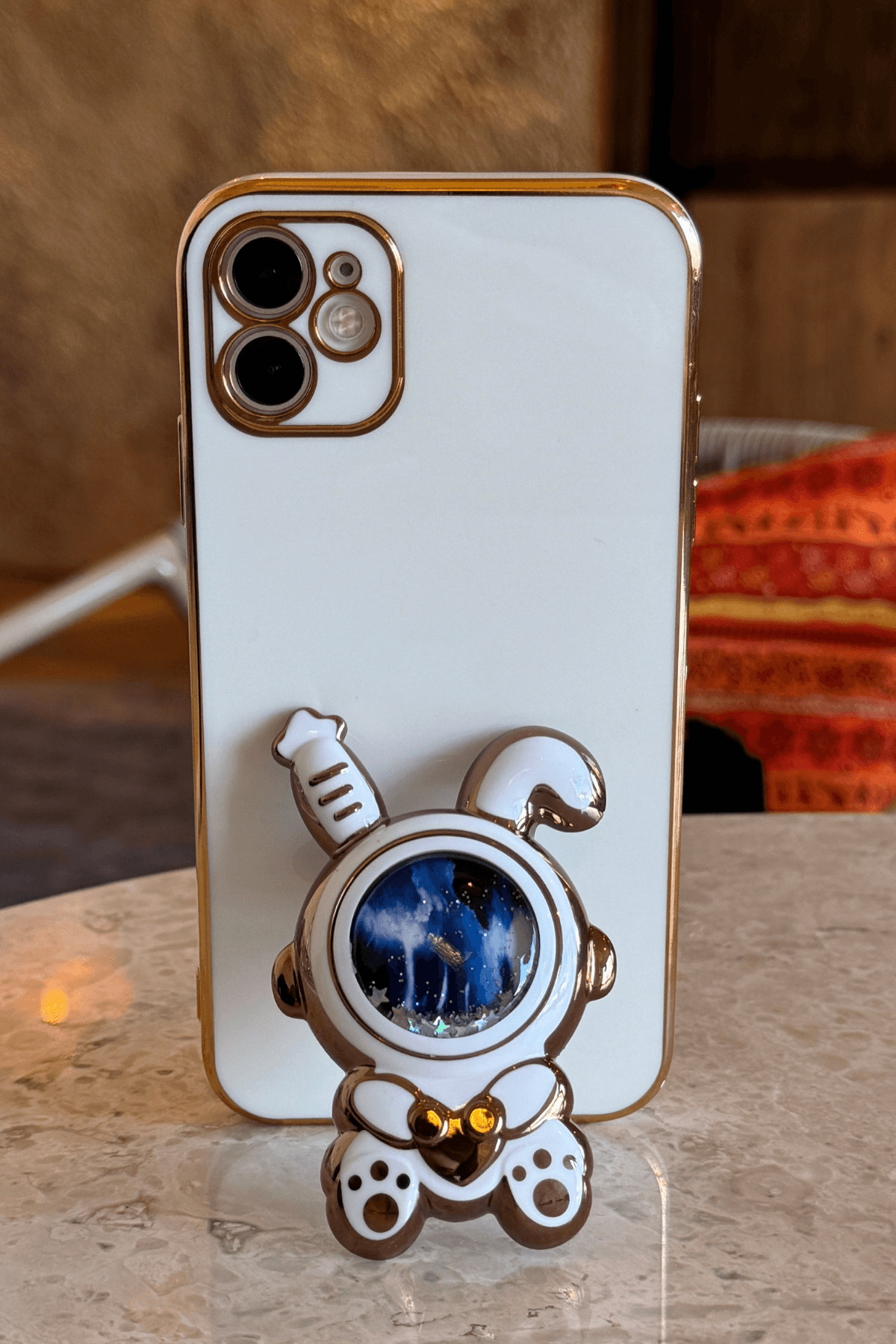 iPhone 11 Uyumlu Rabbit Emoji Standlı Kılıf Beyaz