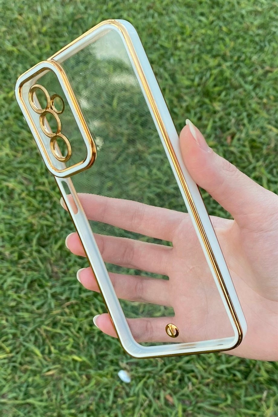 Galaxy M13 / M23 Gold Kenar Elegance Kılıf Beyaz