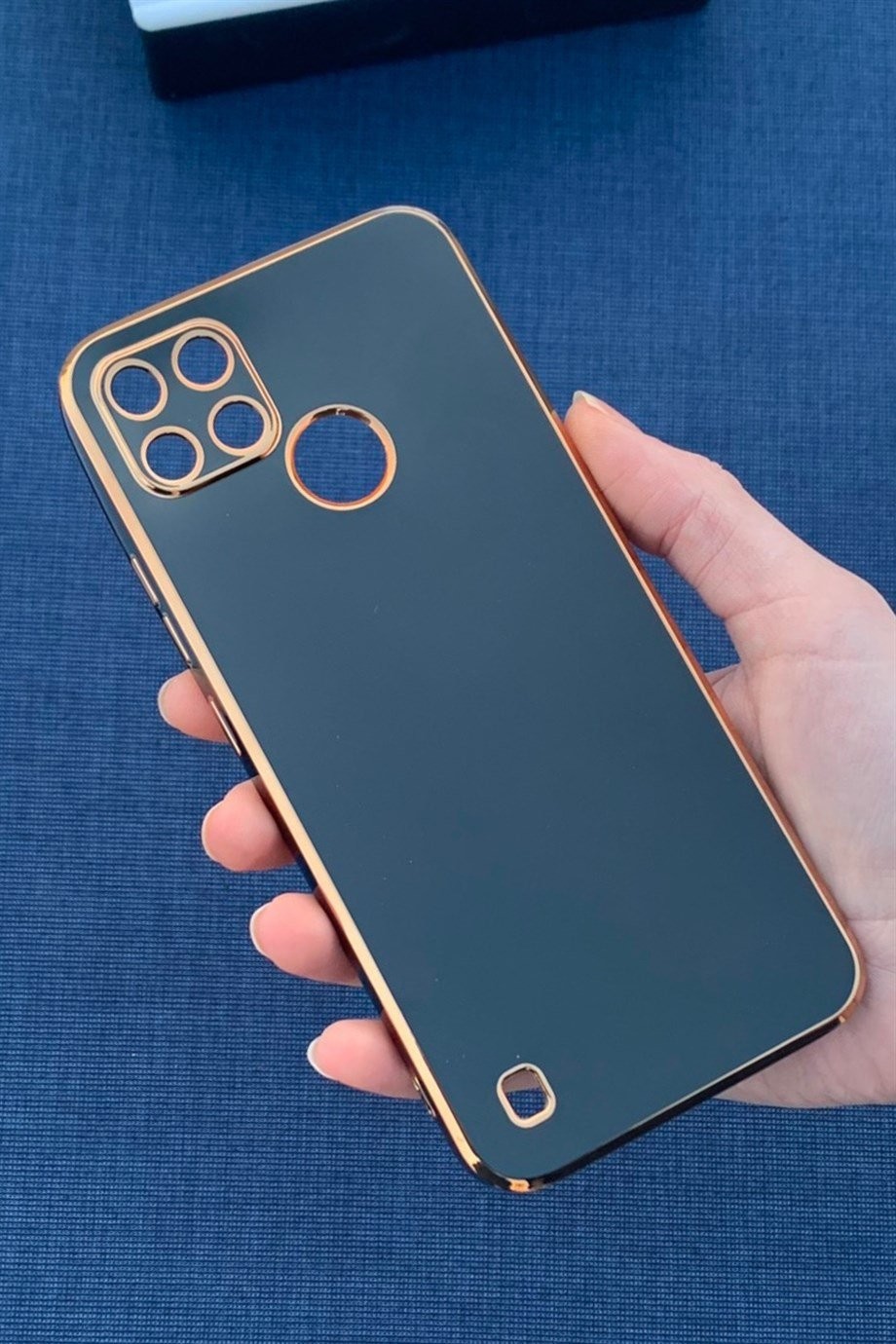 Realme C21 Uyumlu Renkli Elegance Silikon Kılıf Siyah