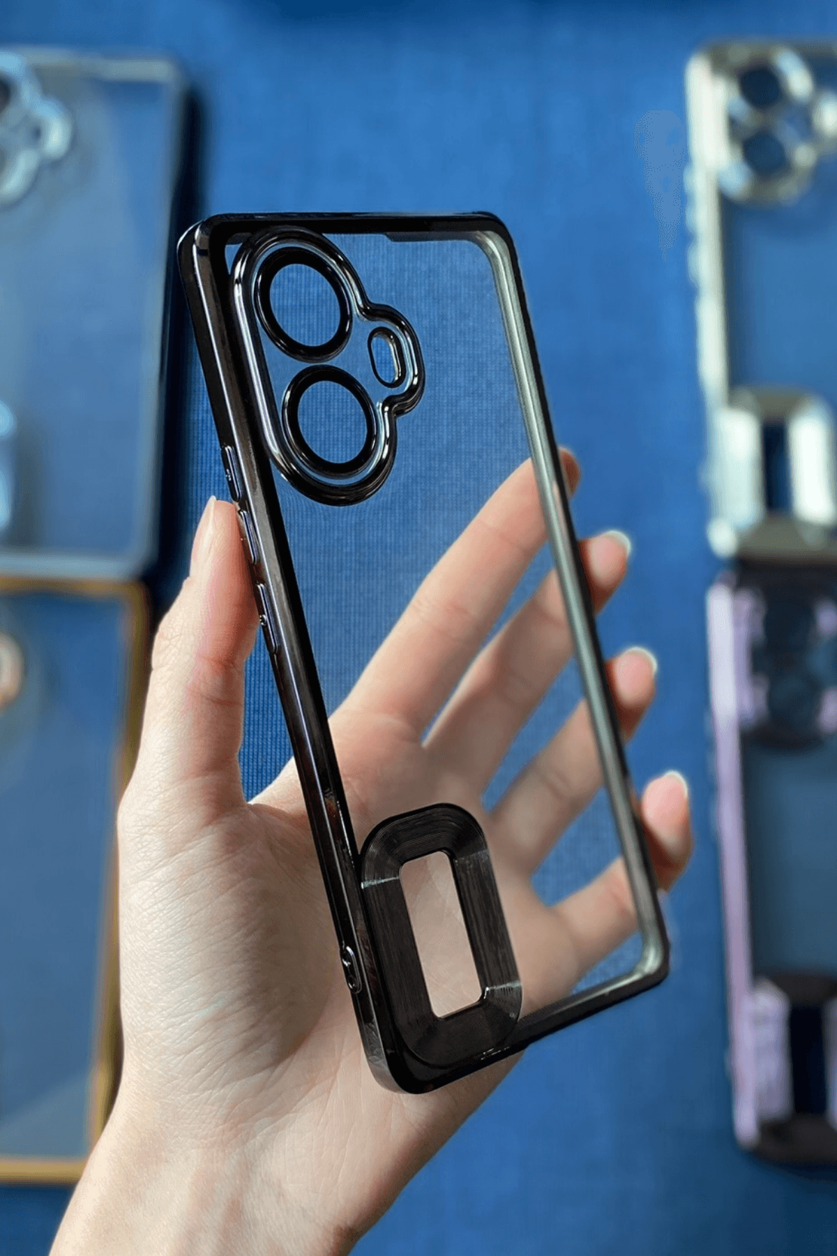 Realme 10 Pro Plus 5G Uyumlu Logo Açık Elegance Kılıf Siyah