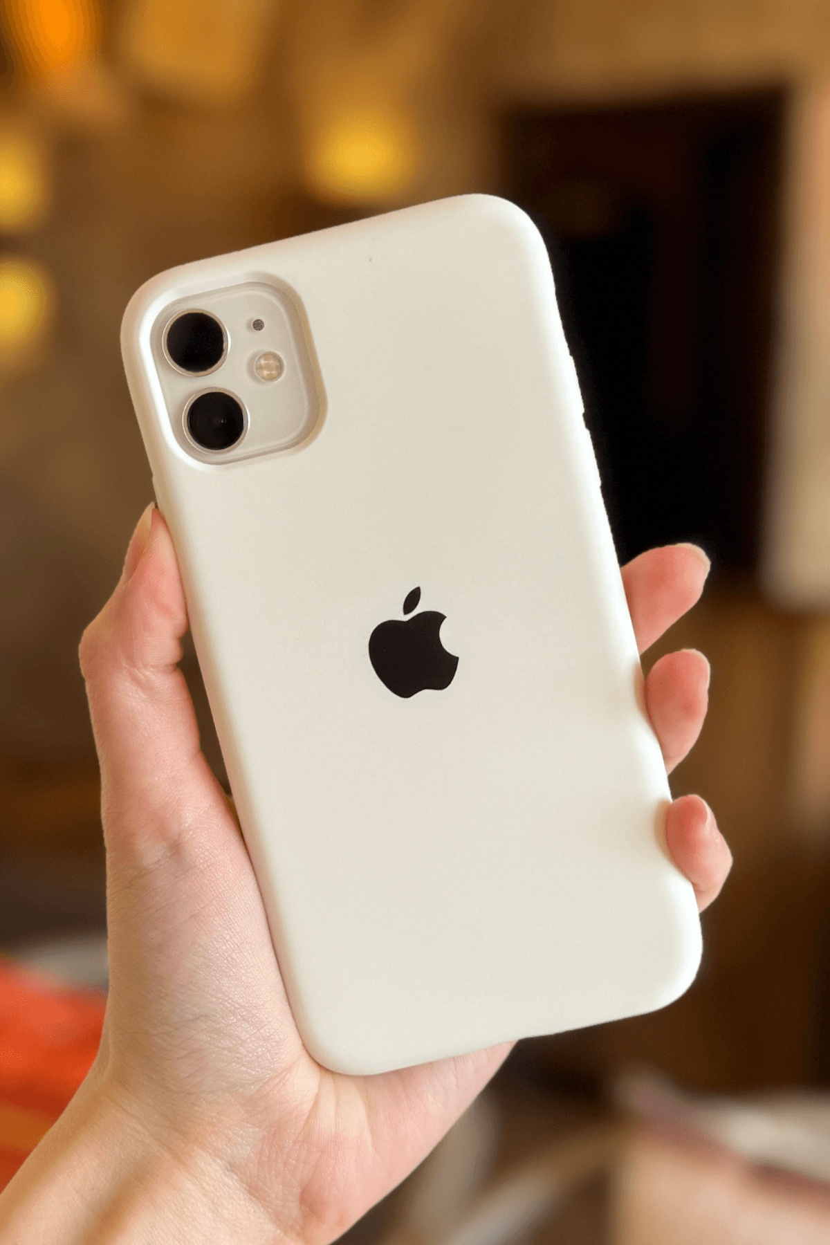 iPhone 11 Uyumlu Logolu Lansman Kılıf Beyaz