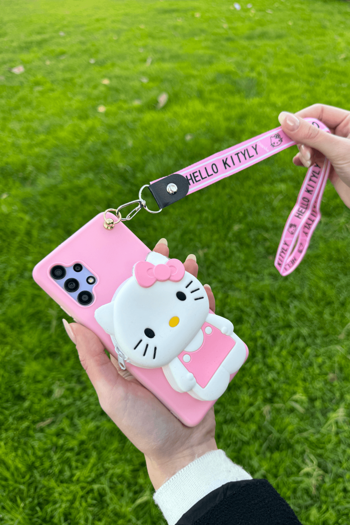 Galaxy A32 Uyumlu Emojili Askılı Çanta Kılıf Hello Kitty Figürlü Pembe