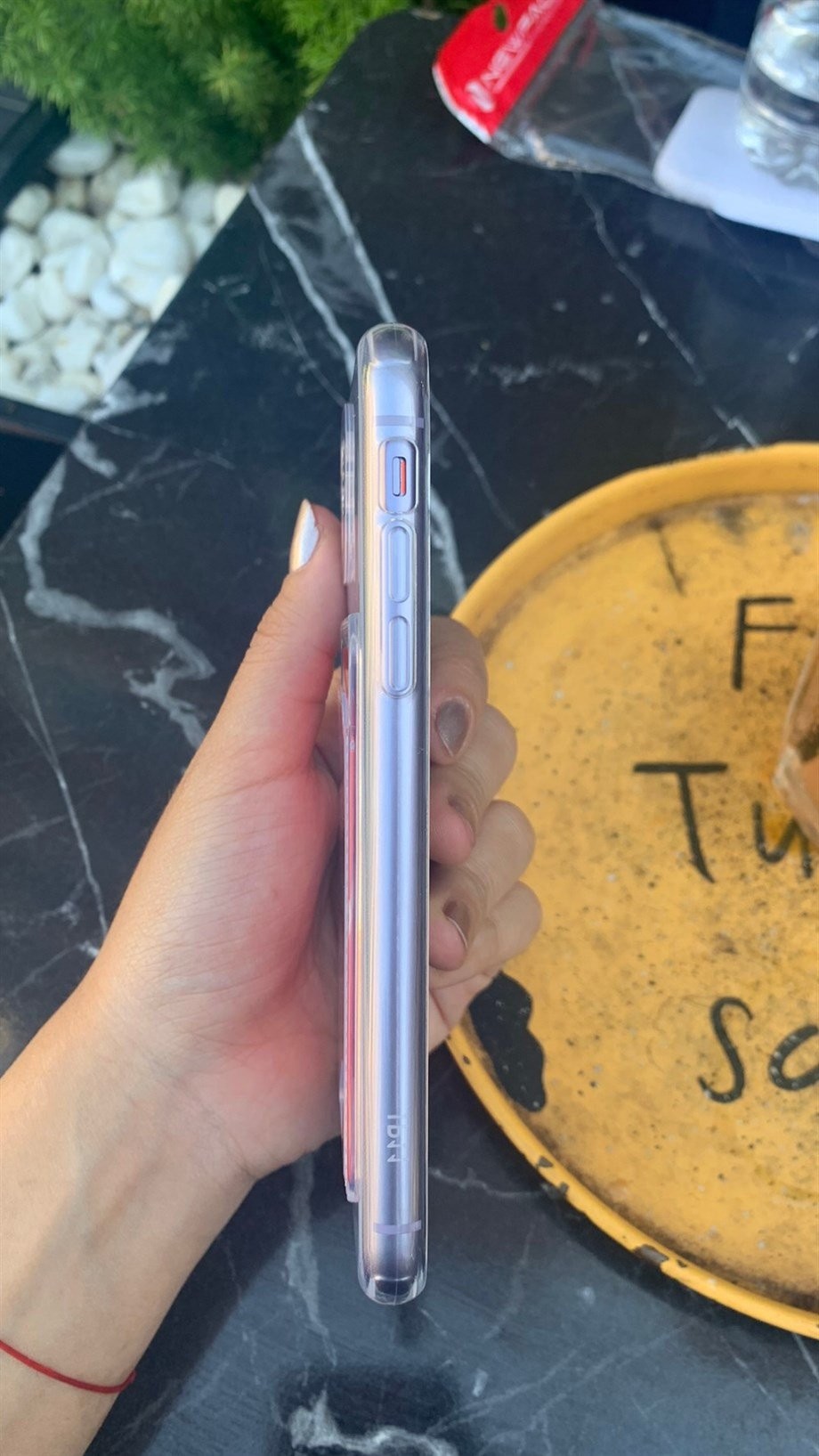 iPhone 11 Uyumlu Kart Bölmeli Şeffaf Kılıf