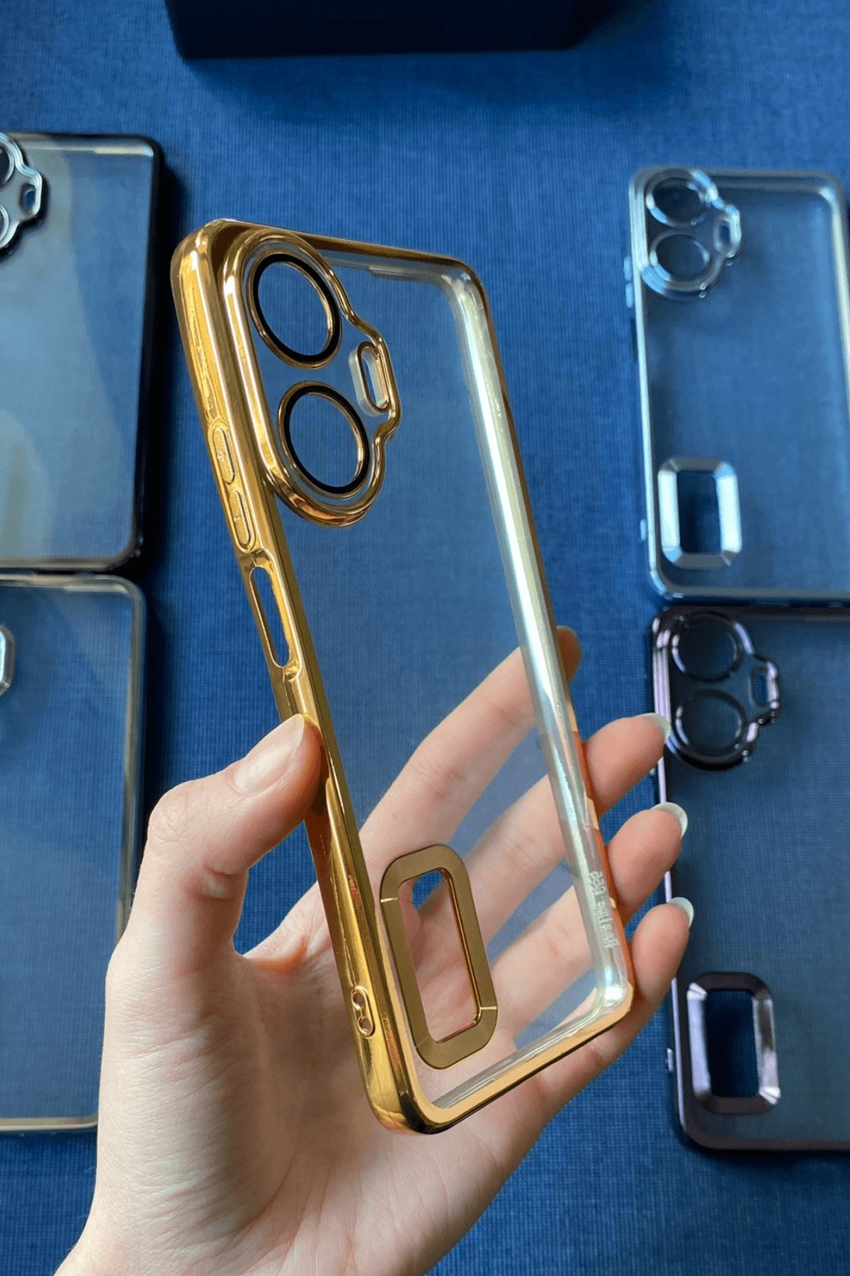 Realme C55 Uyumlu Logo Açık Elegance Kılıf Gold